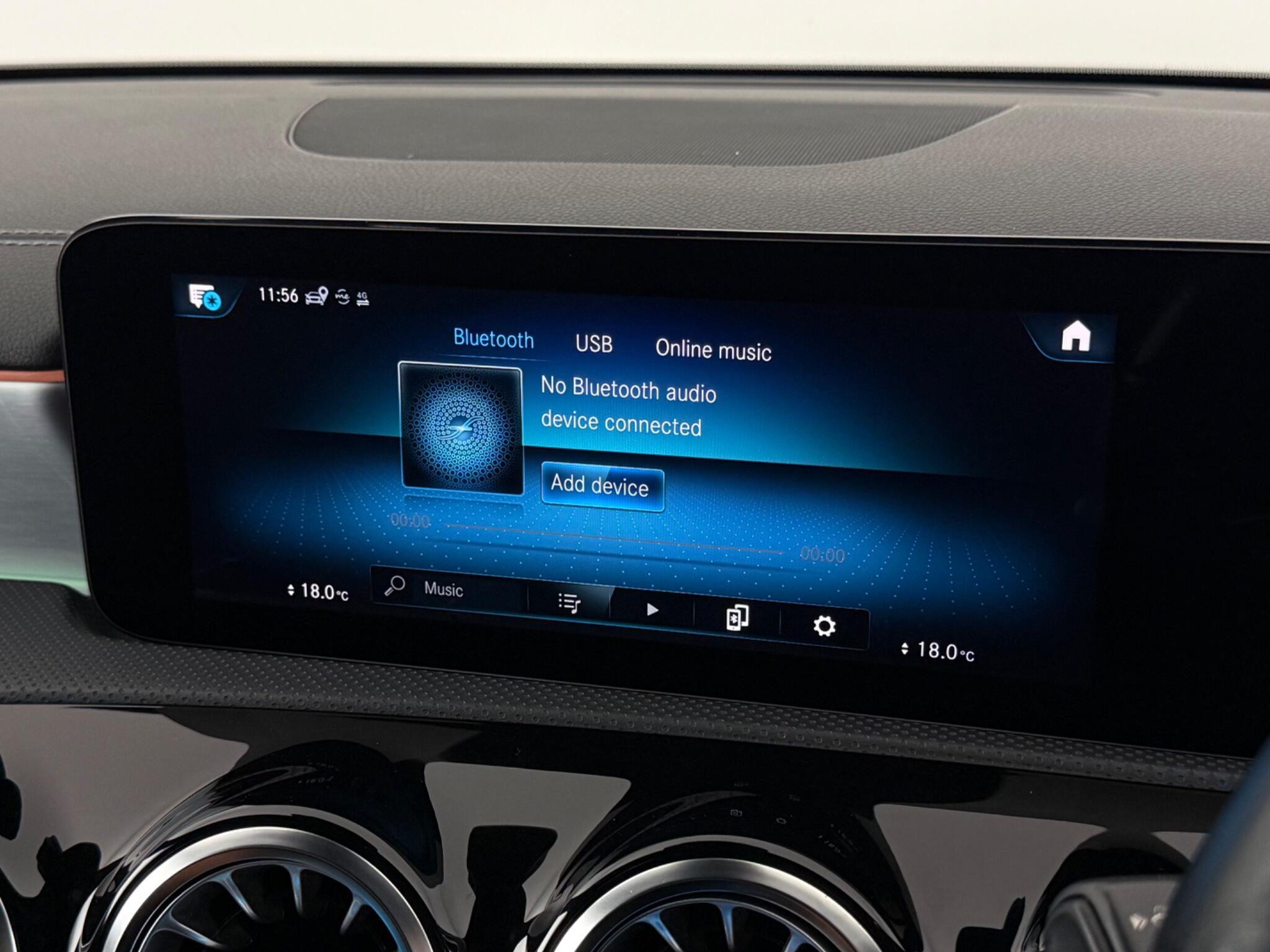 Mercedes-Benz Cla view 26