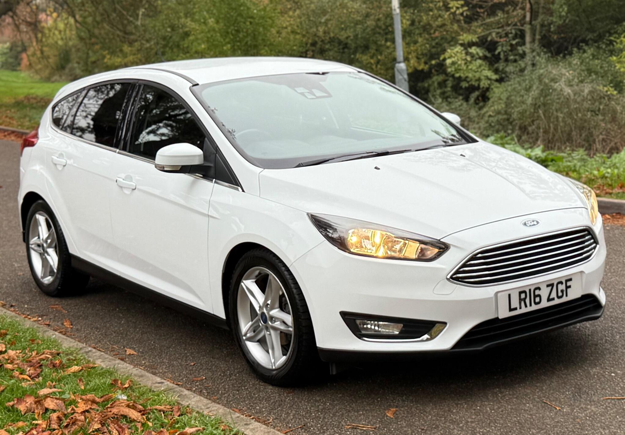 2016 Ford Focus 1.0T EcoBoost Titanium Euro 6 (s/s) 5dr • 63,774 miles image 3
