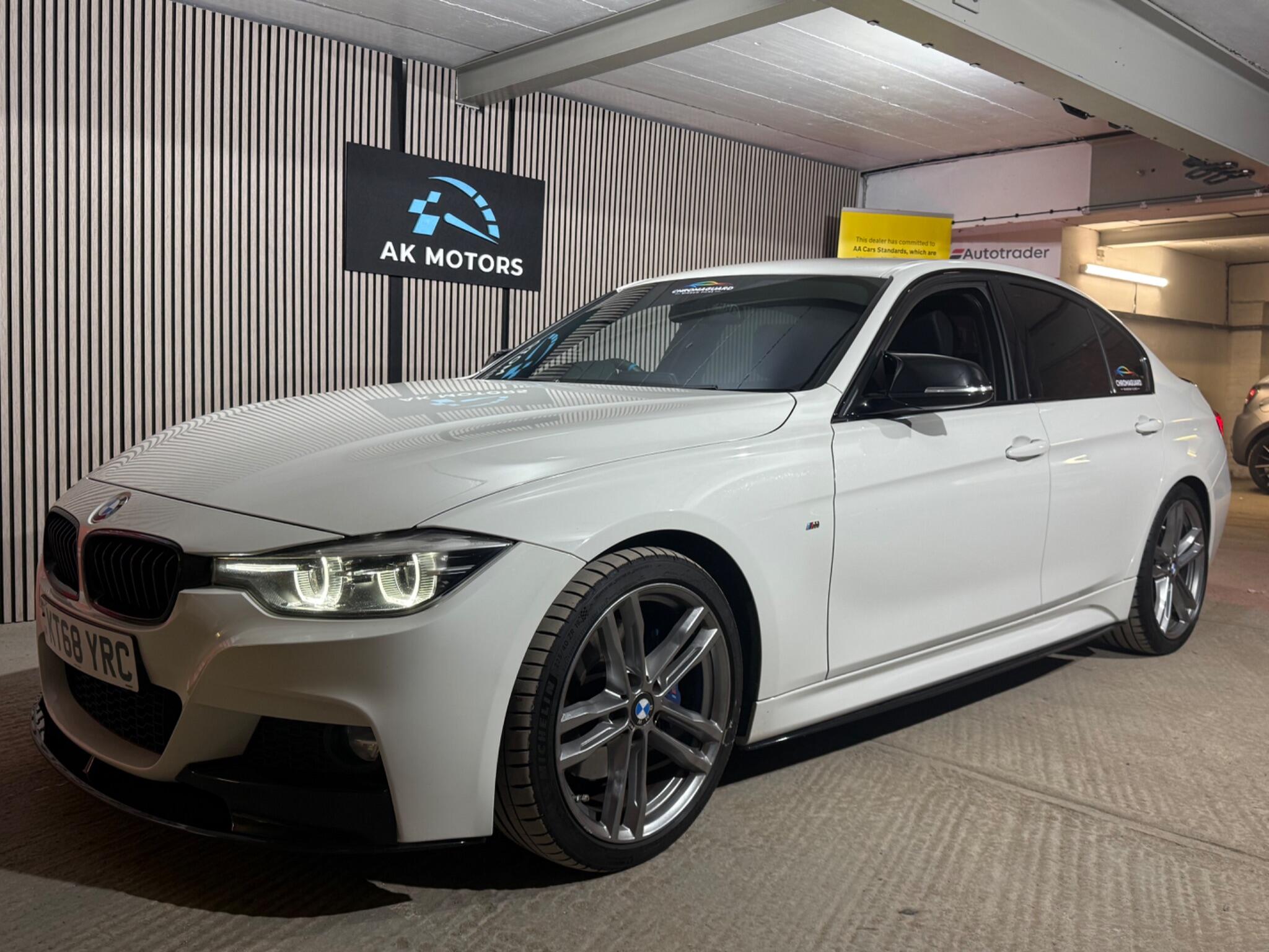 2018 BMW 3 Series 2.0 320i M Sport Shadow Edition Auto Euro 6 (s/s) 4dr • 132,500 miles image 15