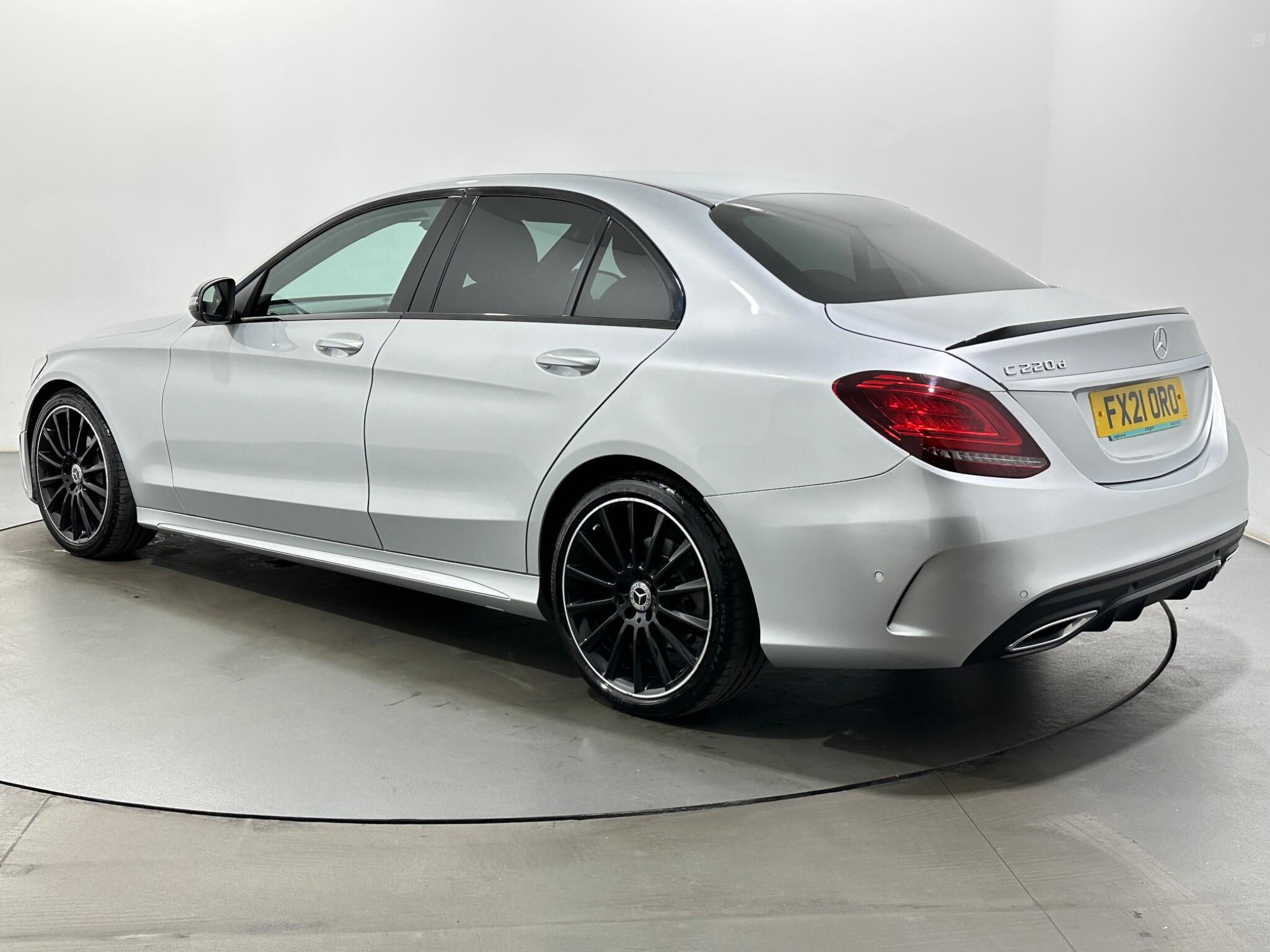 Mercedes-Benz C-Class view 6