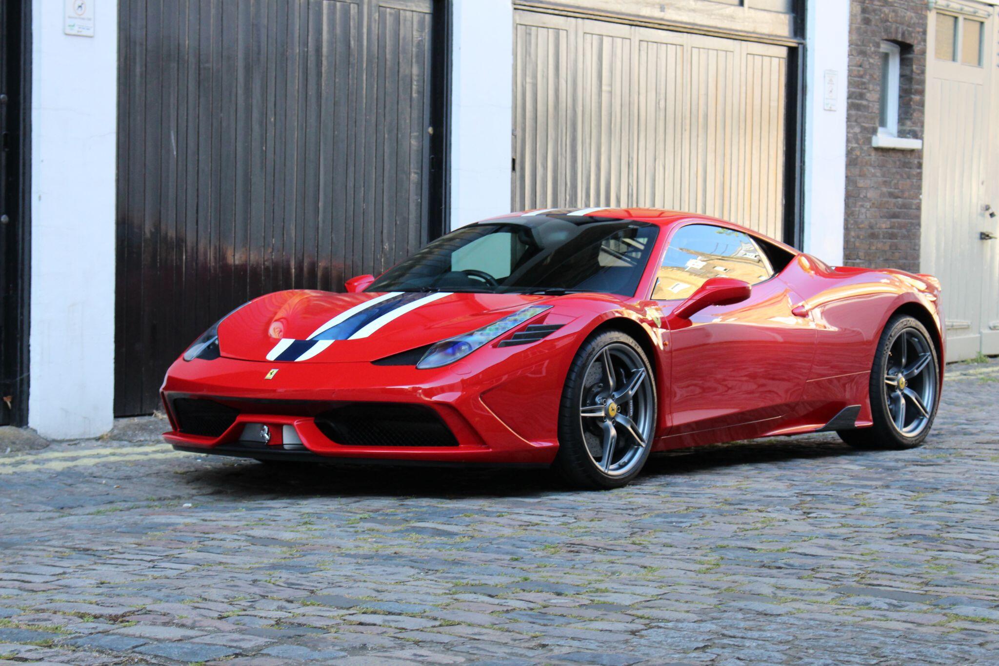 Ferrari 458 view 14