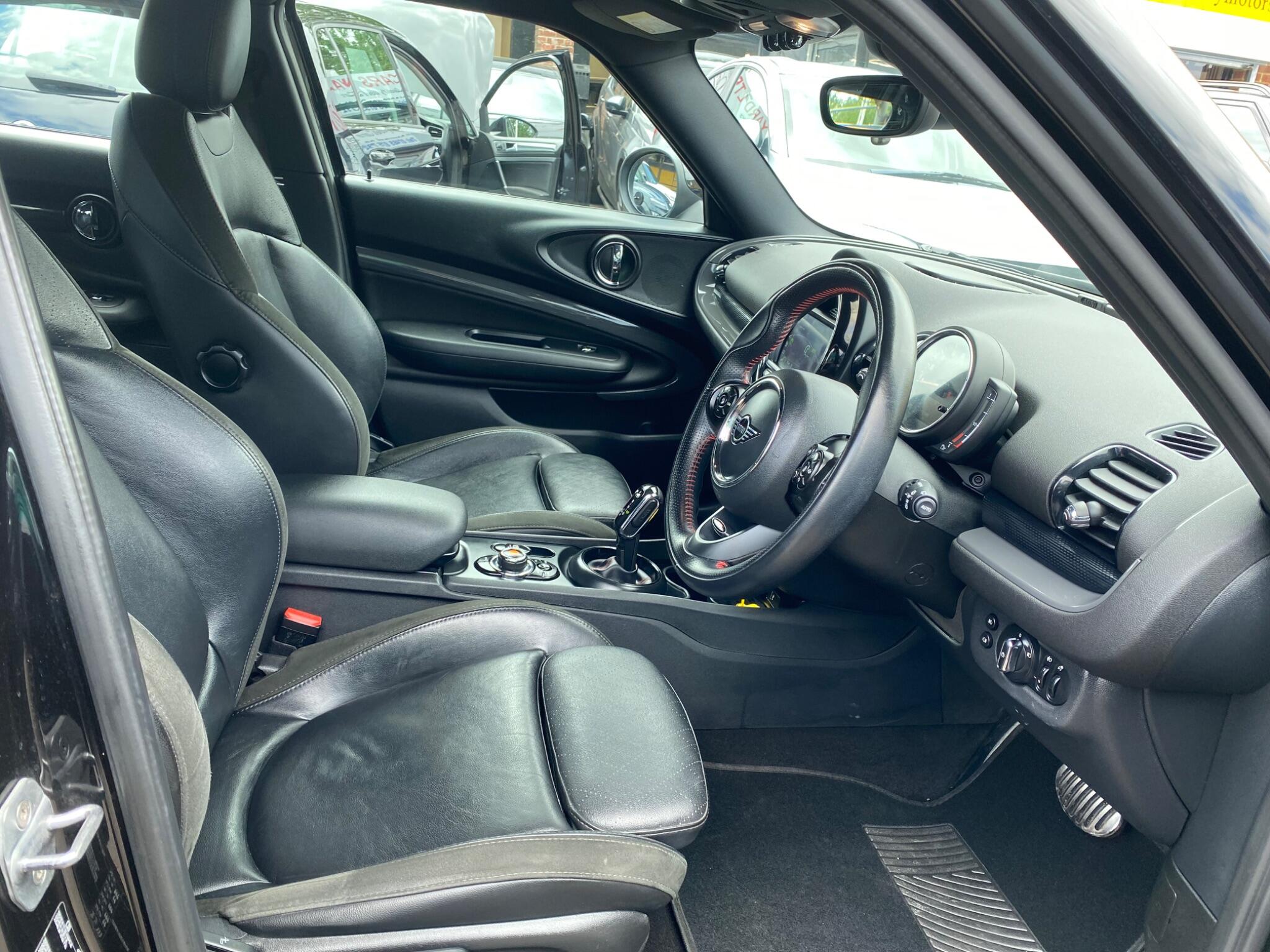 Mini Clubman view 16
