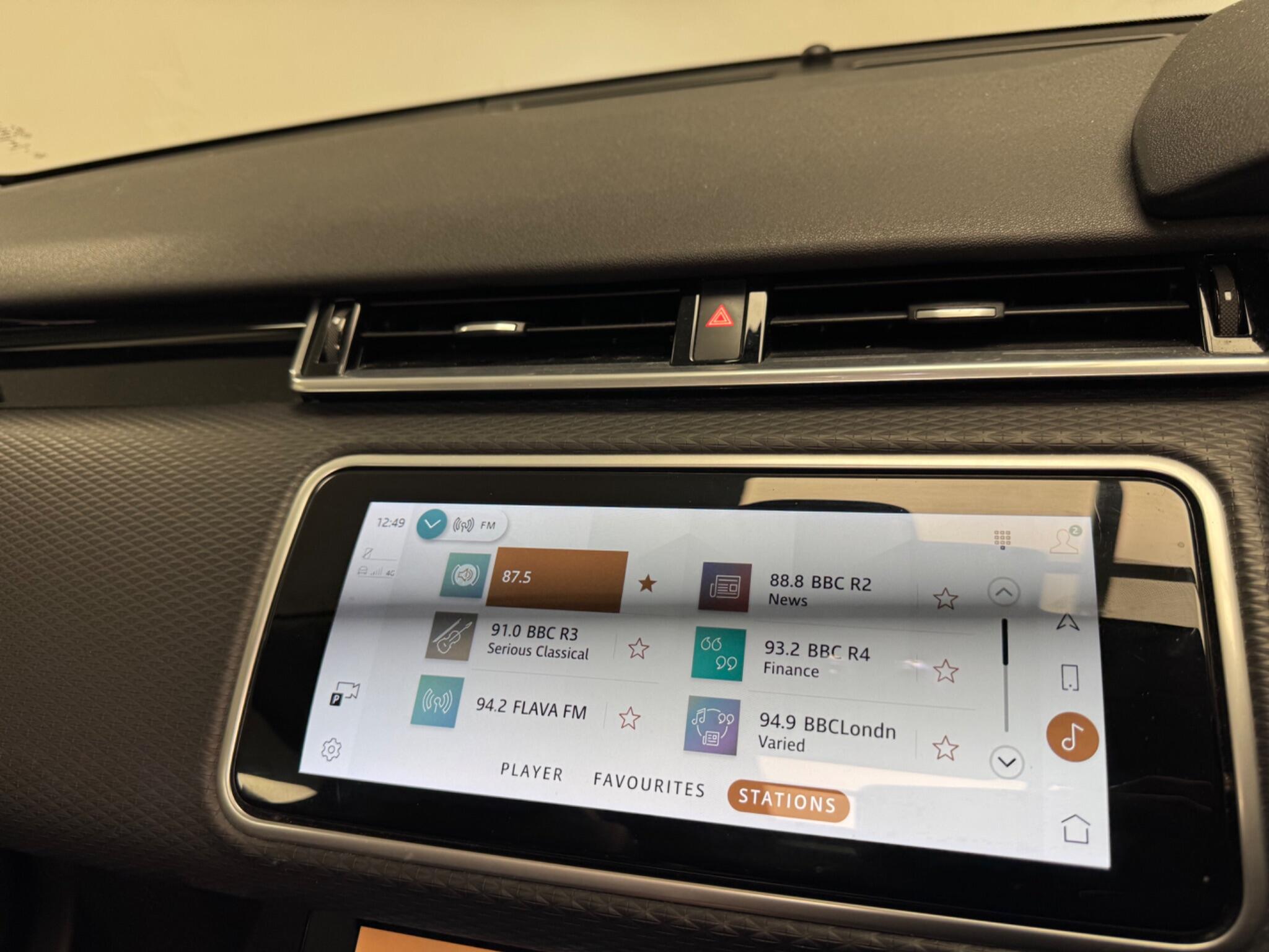 Land Rover Range Rover Velar view 18