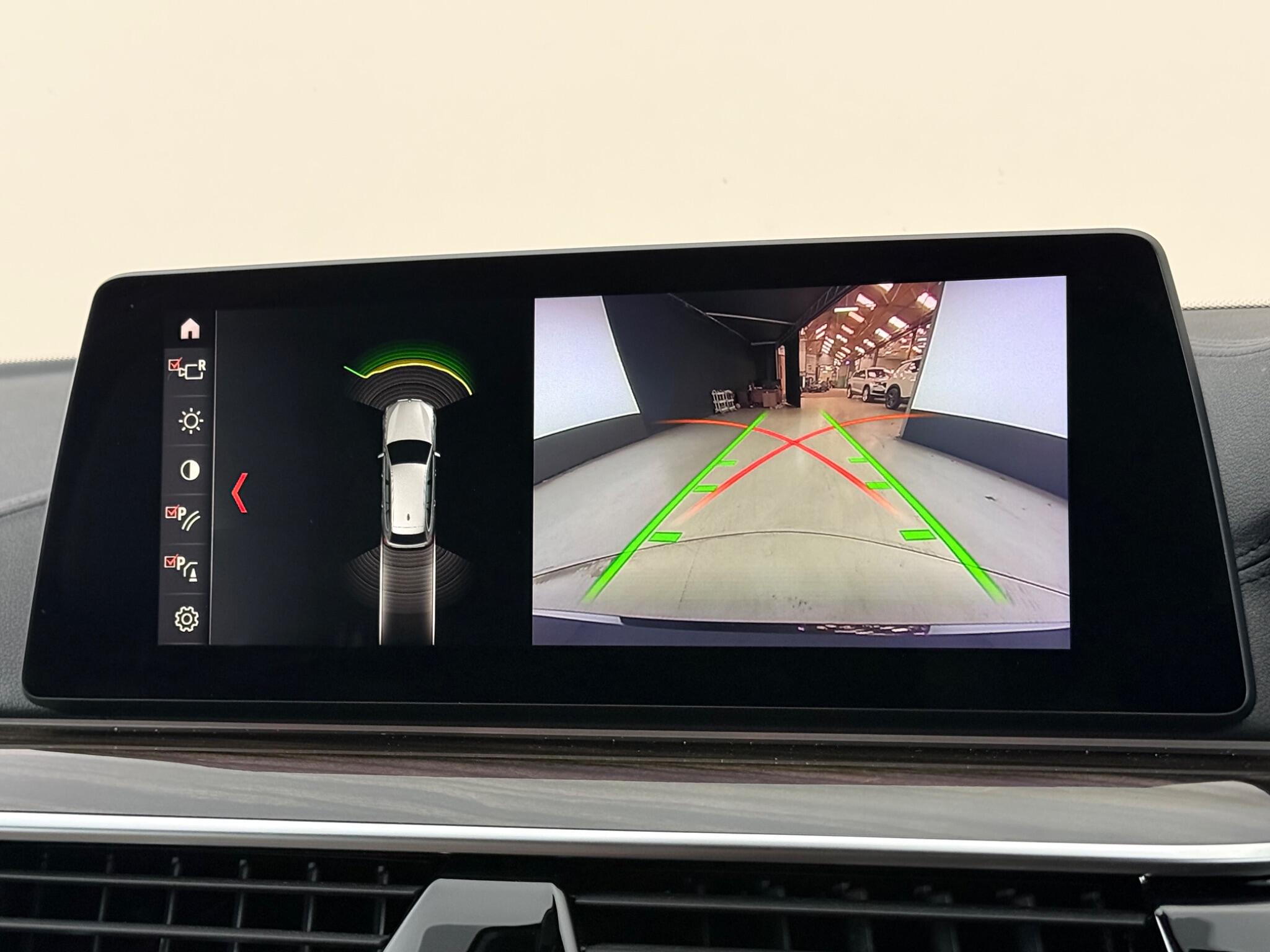 BMW 5 Series view 31