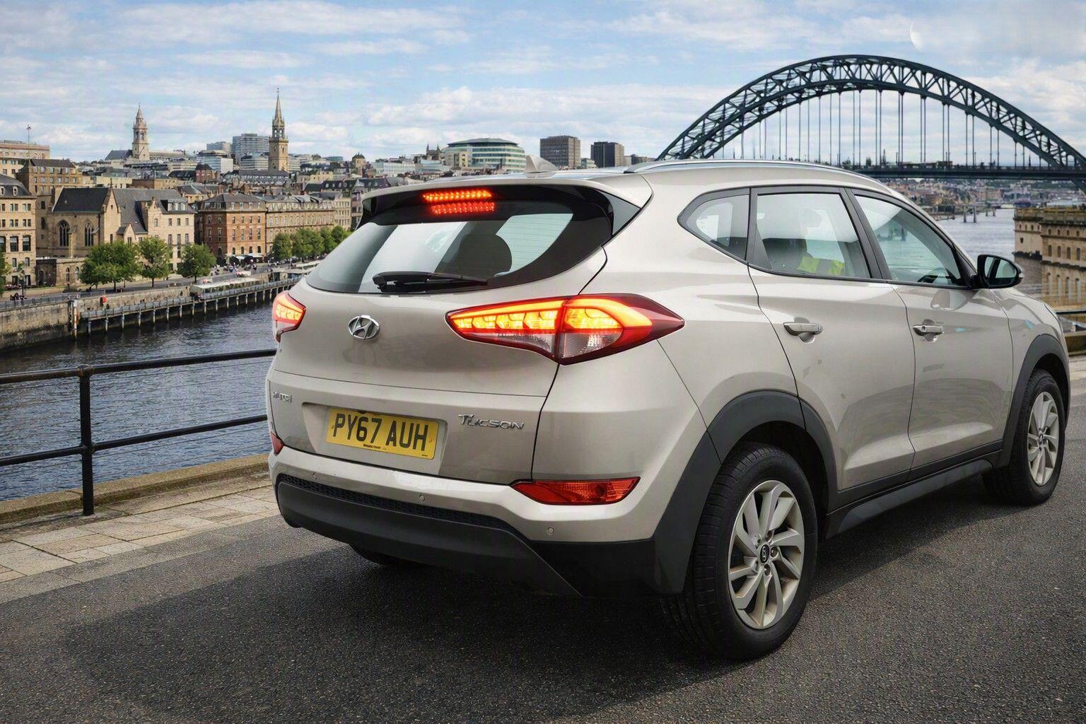 Hyundai Tucson view 2