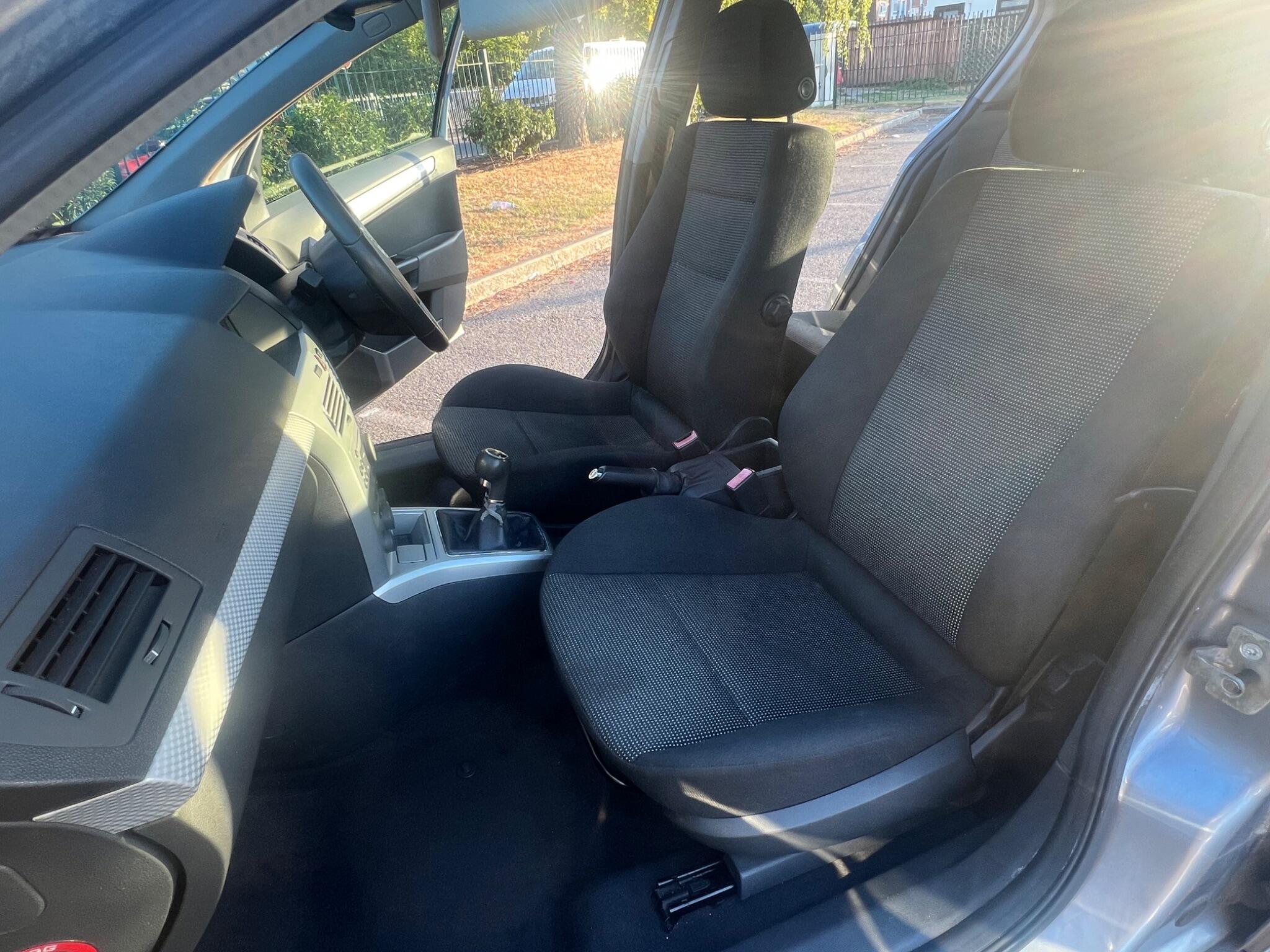 Vauxhall Astra view 19