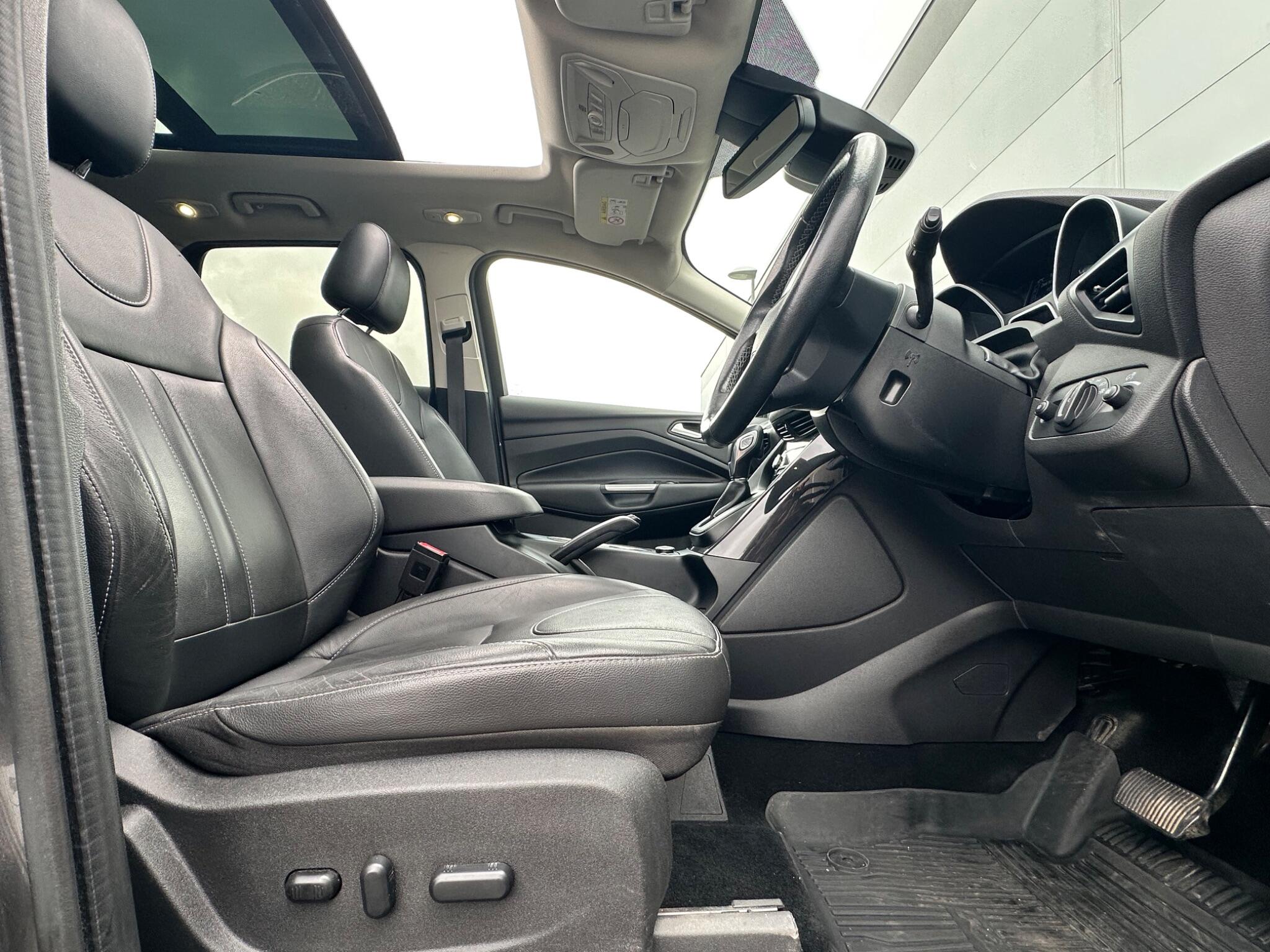 Ford Kuga view 24