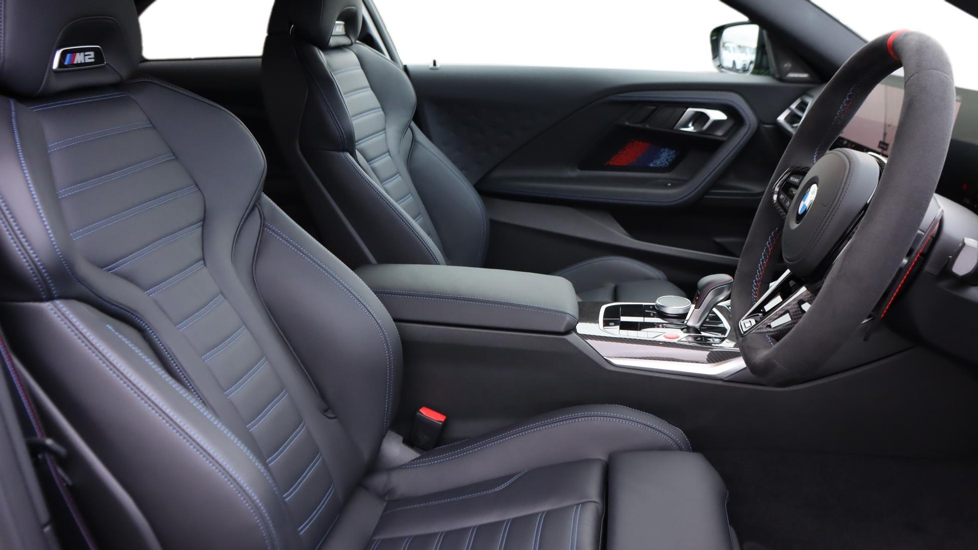 BMW M2 view 11