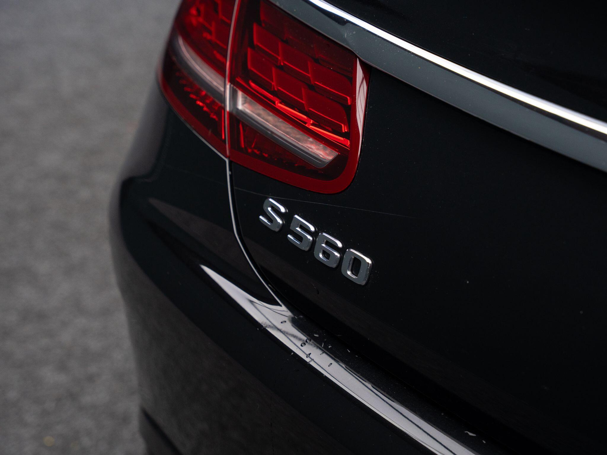 Mercedes-Benz S-Class view 31