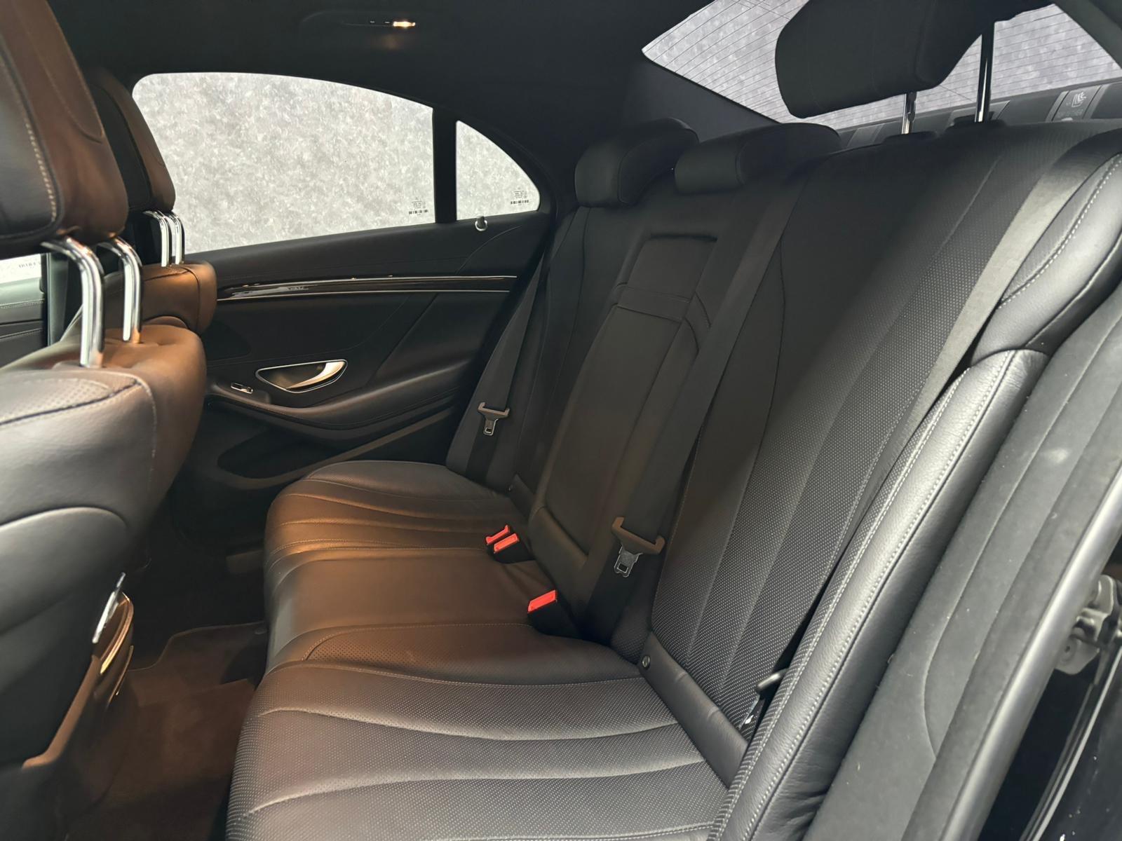 Mercedes-Benz S Class view 12