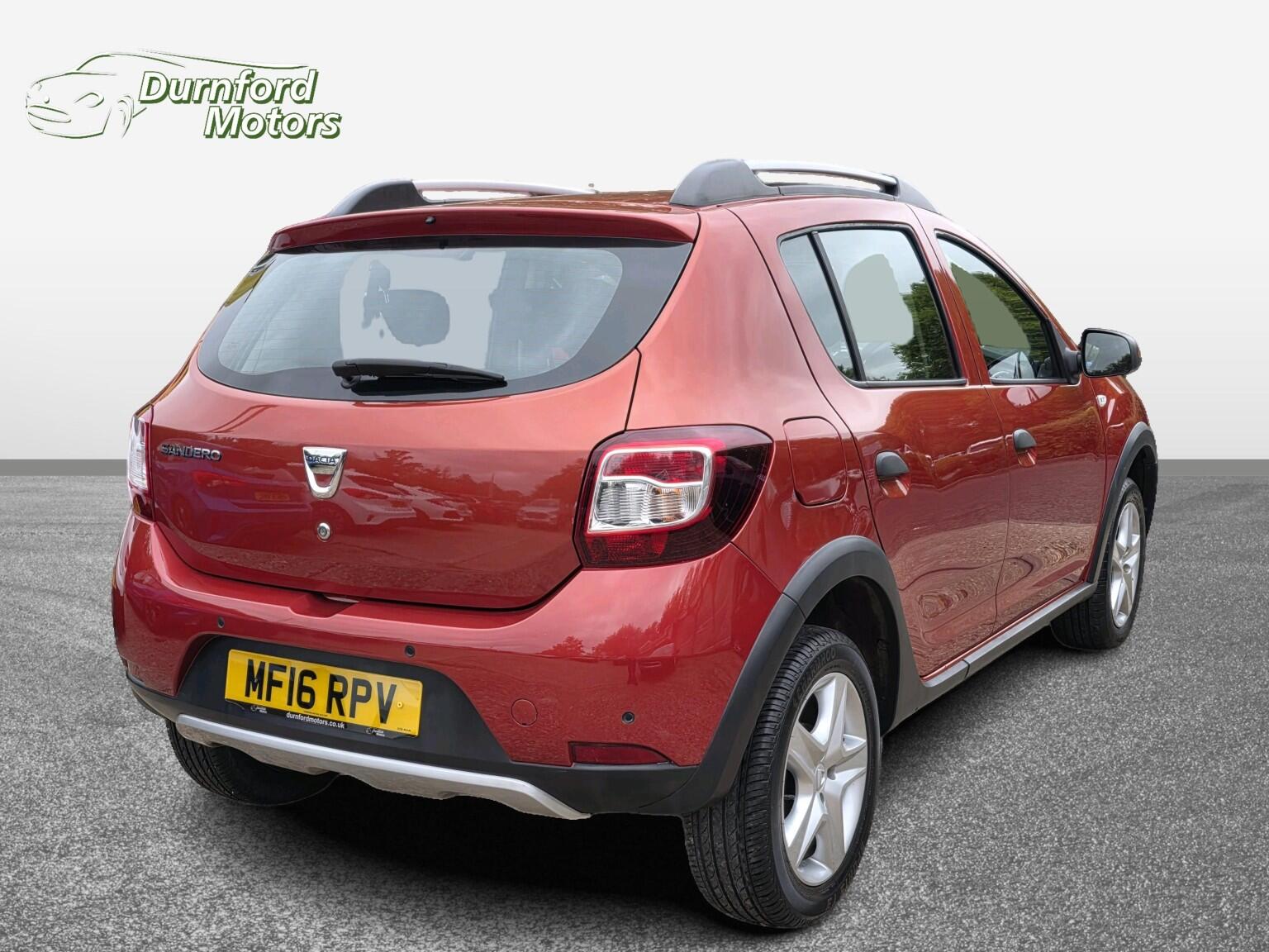 Dacia Sandero view 4