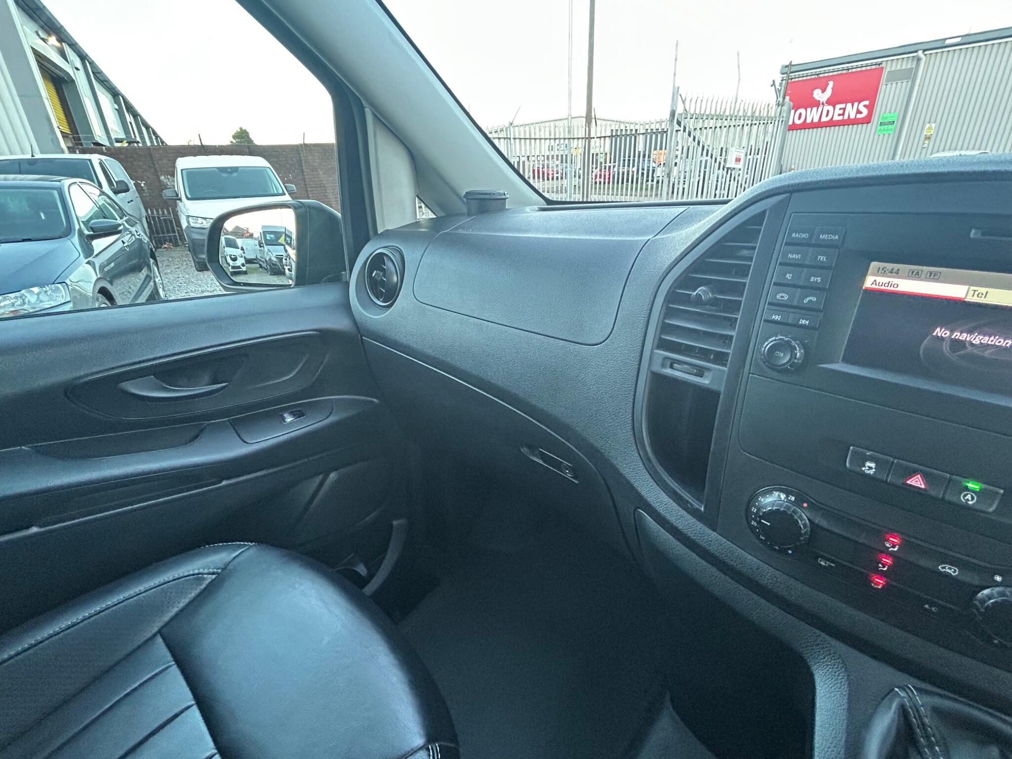 2019 Mercedes-Benz Vito 2.1 114 CDI Progressive Crew Van RWD L2 Euro 6 (s/s) 5dr (LWB) • 121,000 miles image 23