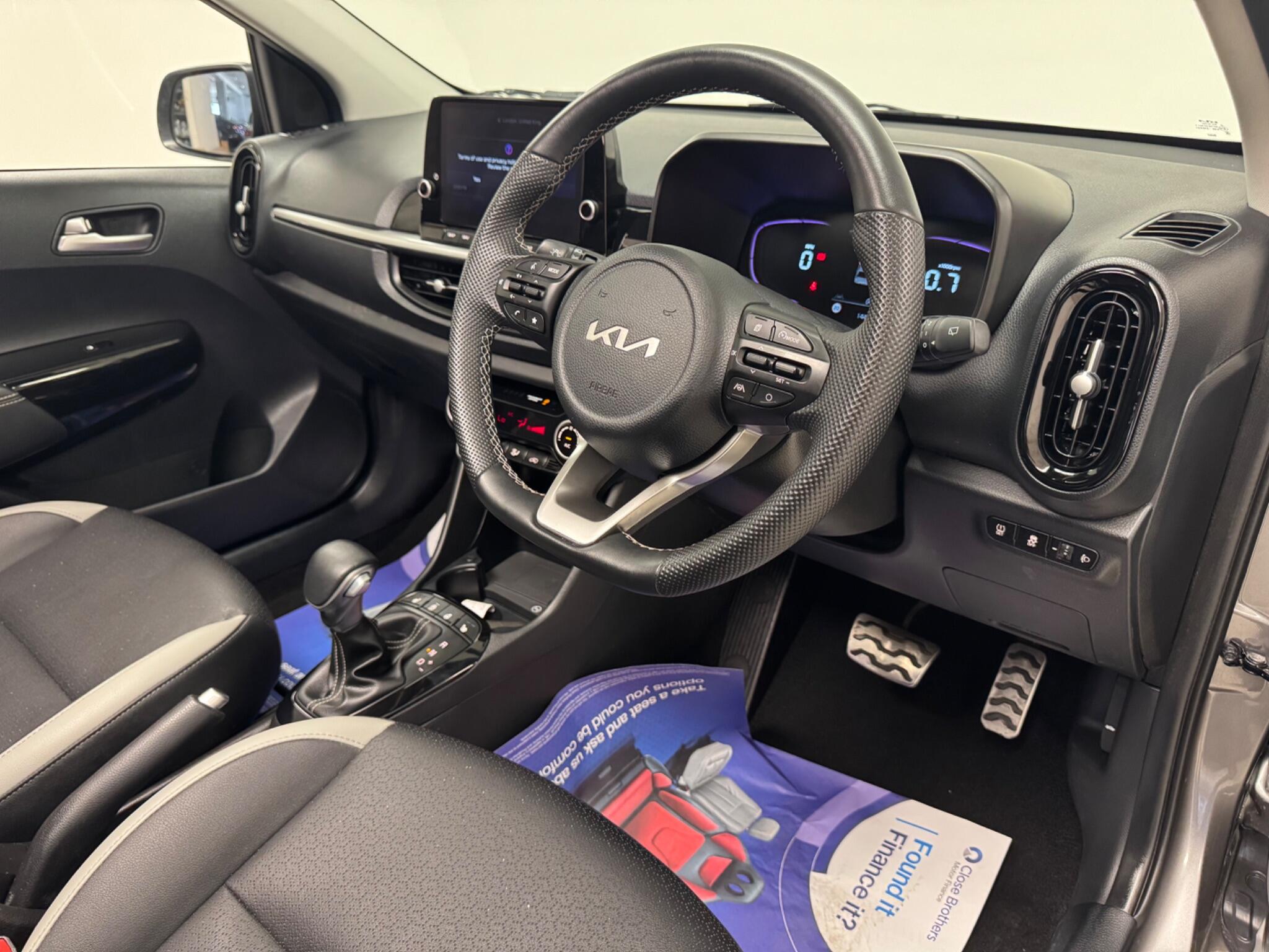 Kia Picanto view 7