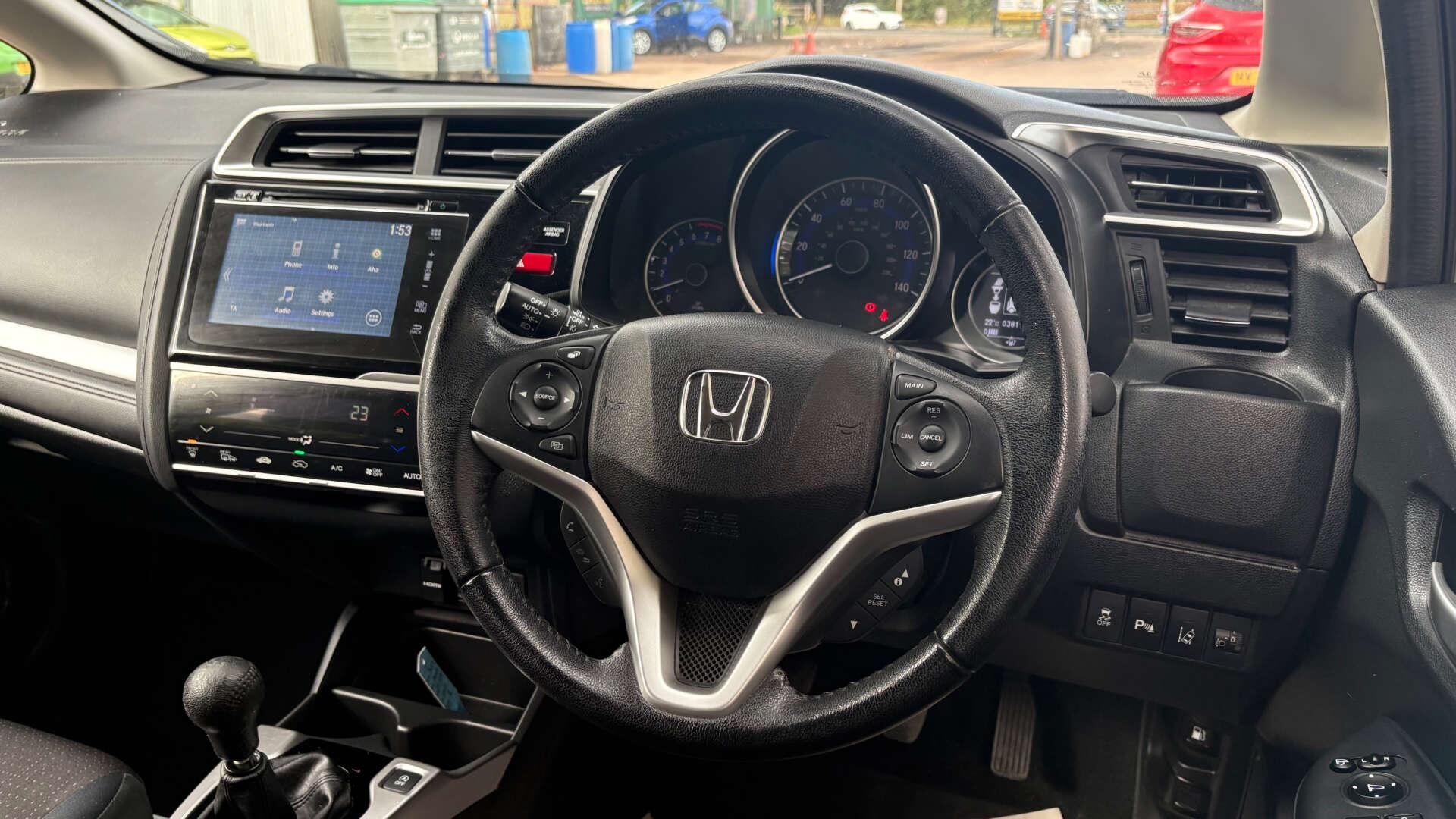 Honda Jazz view 16