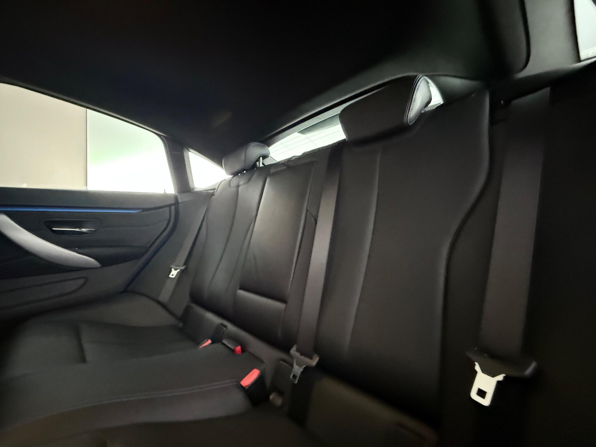 BMW 4 Series view 33