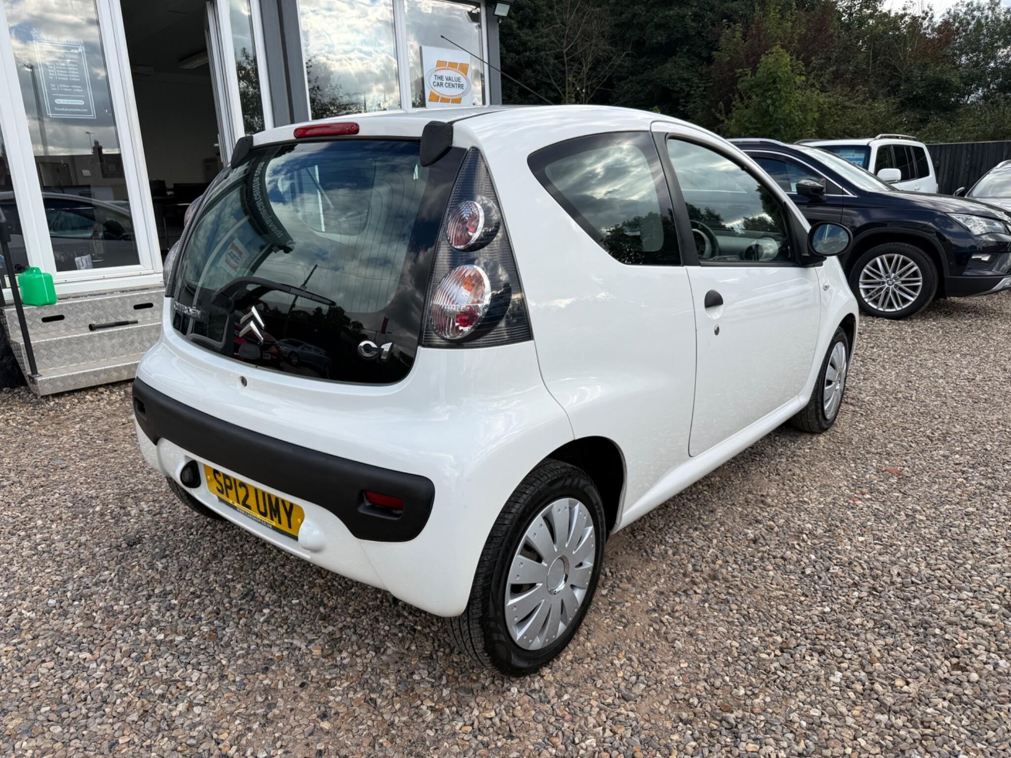 Citroen C1 view 3
