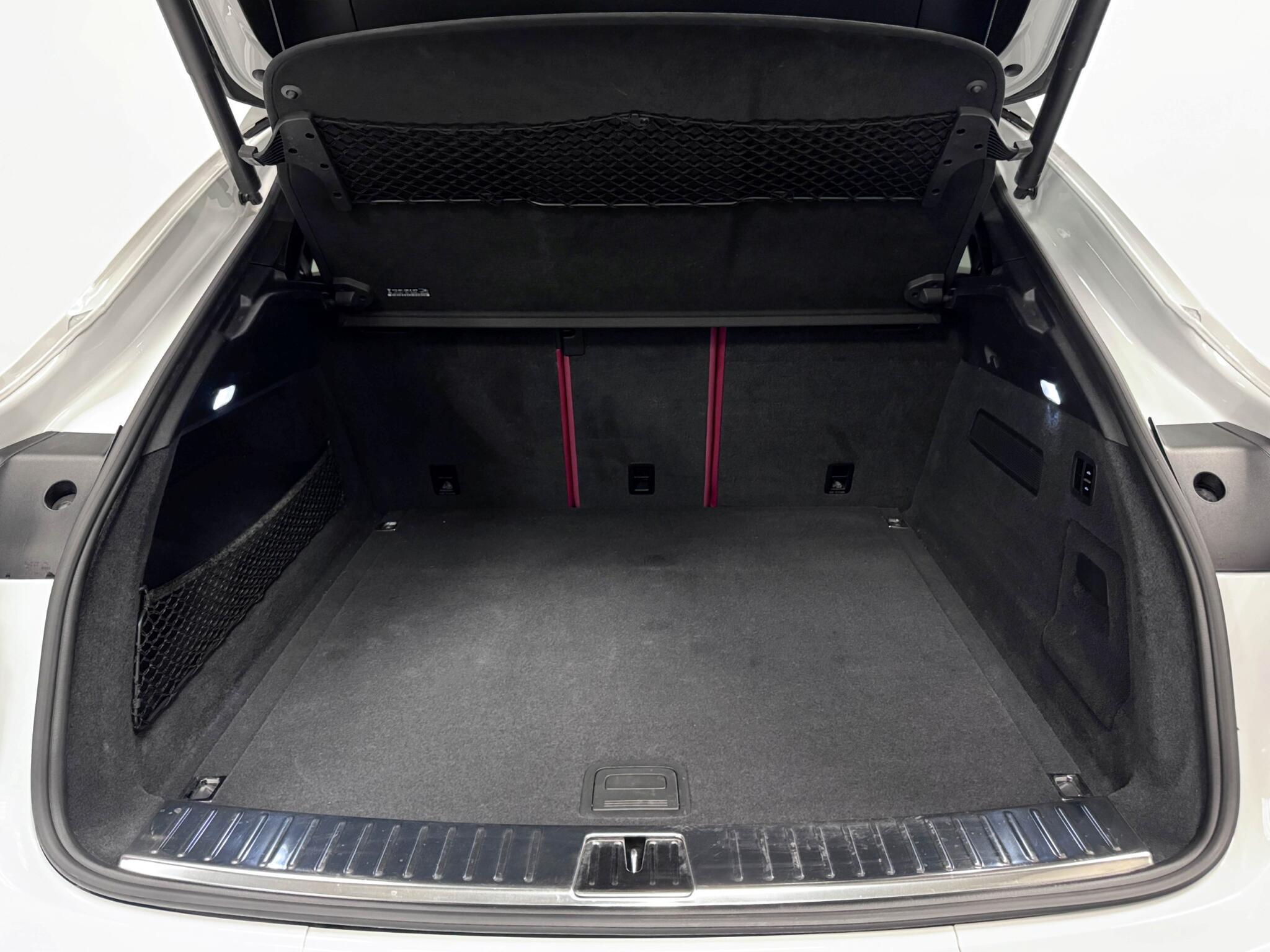 Porsche Cayenne view 7