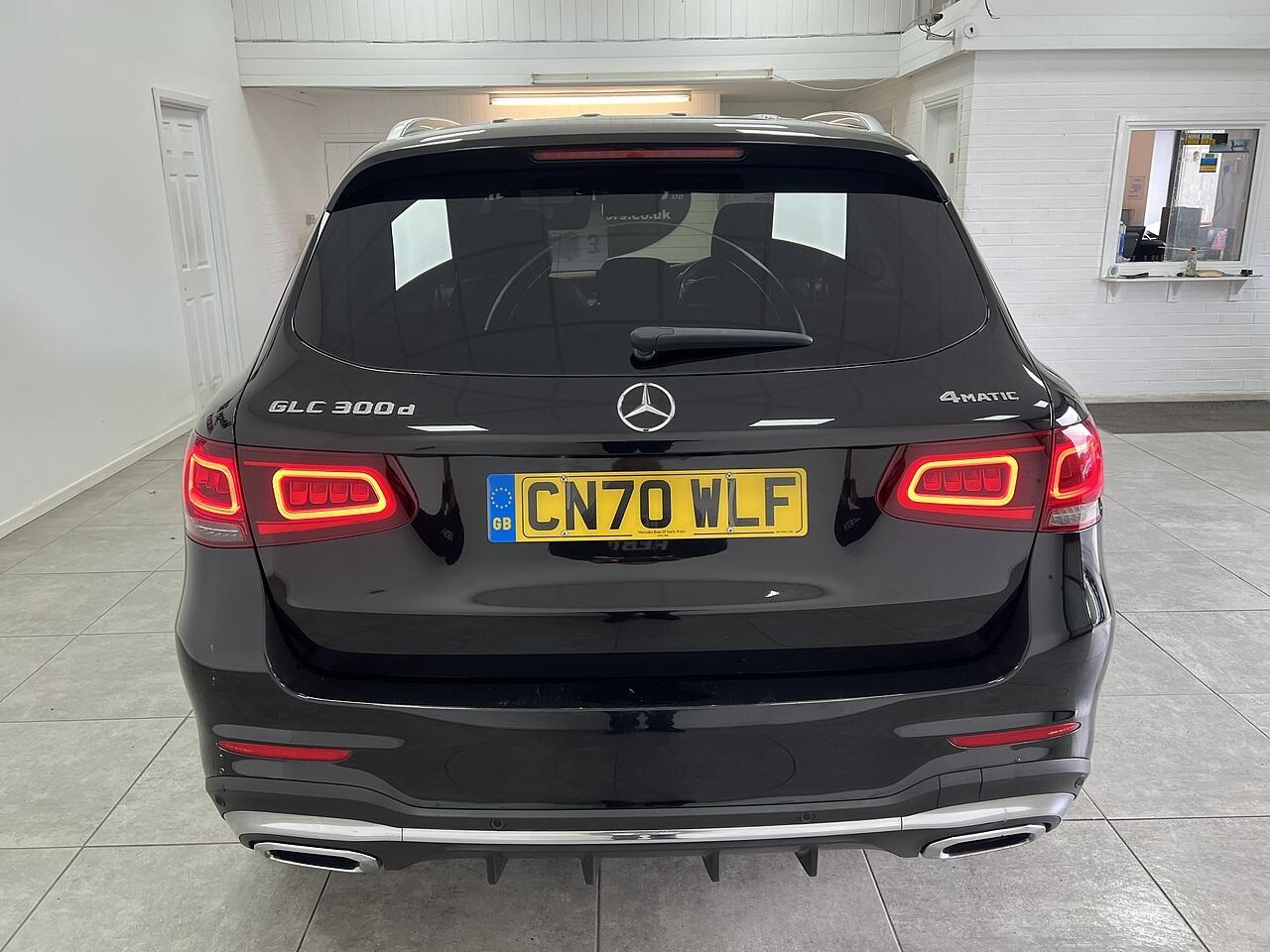 Mercedes-Benz GLC view 4