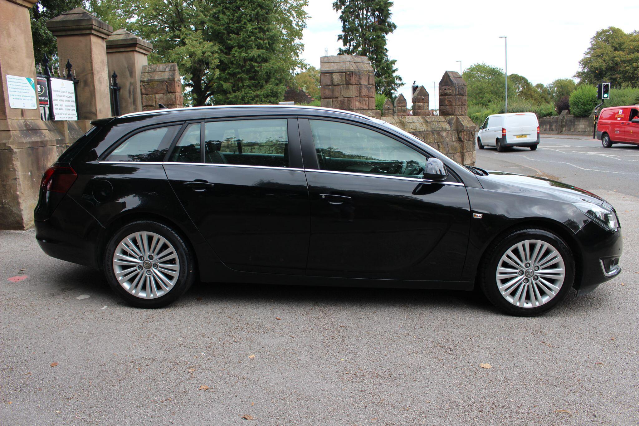 Vauxhall Insignia view 2