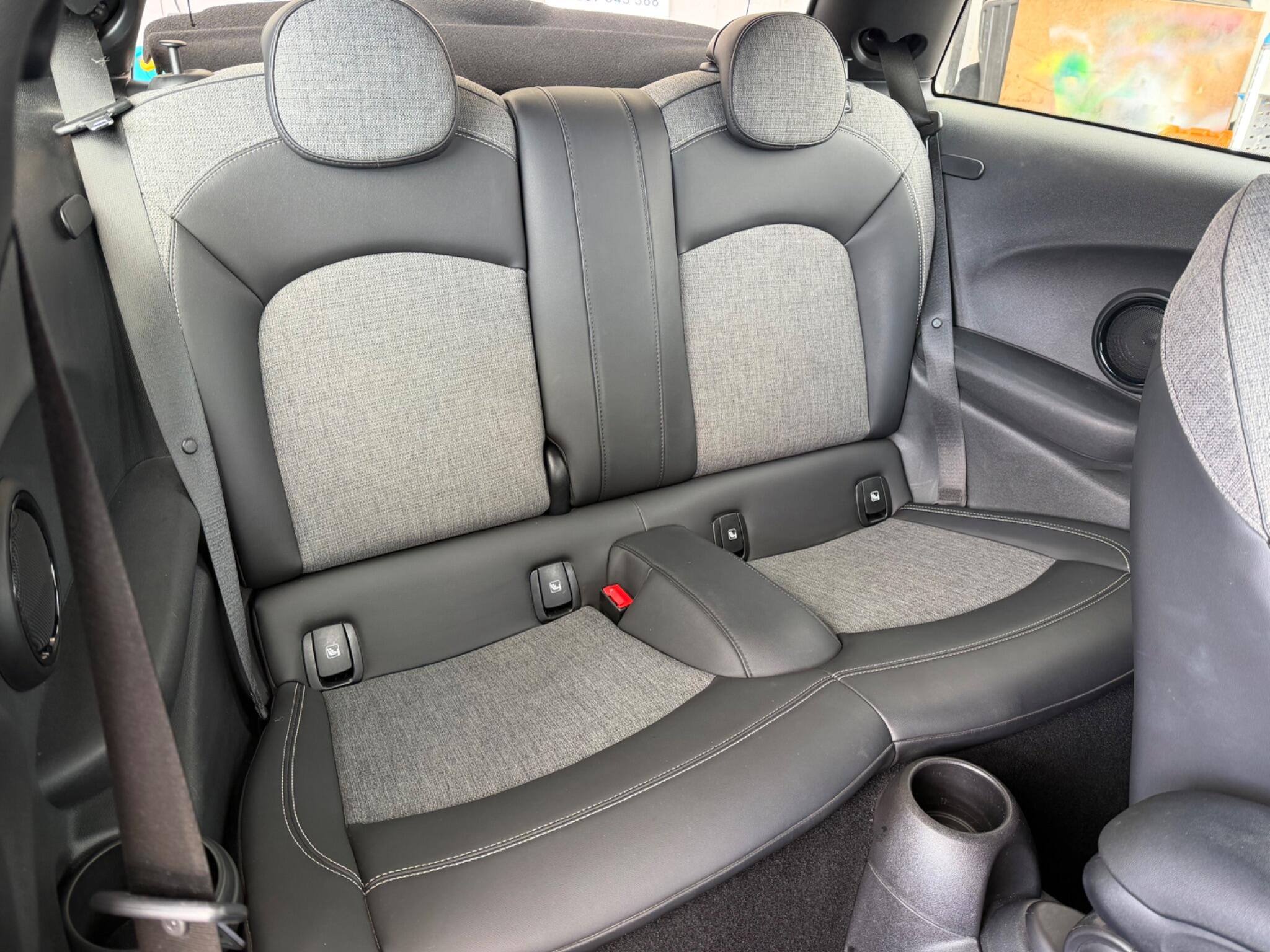 Mini Hatch view 18