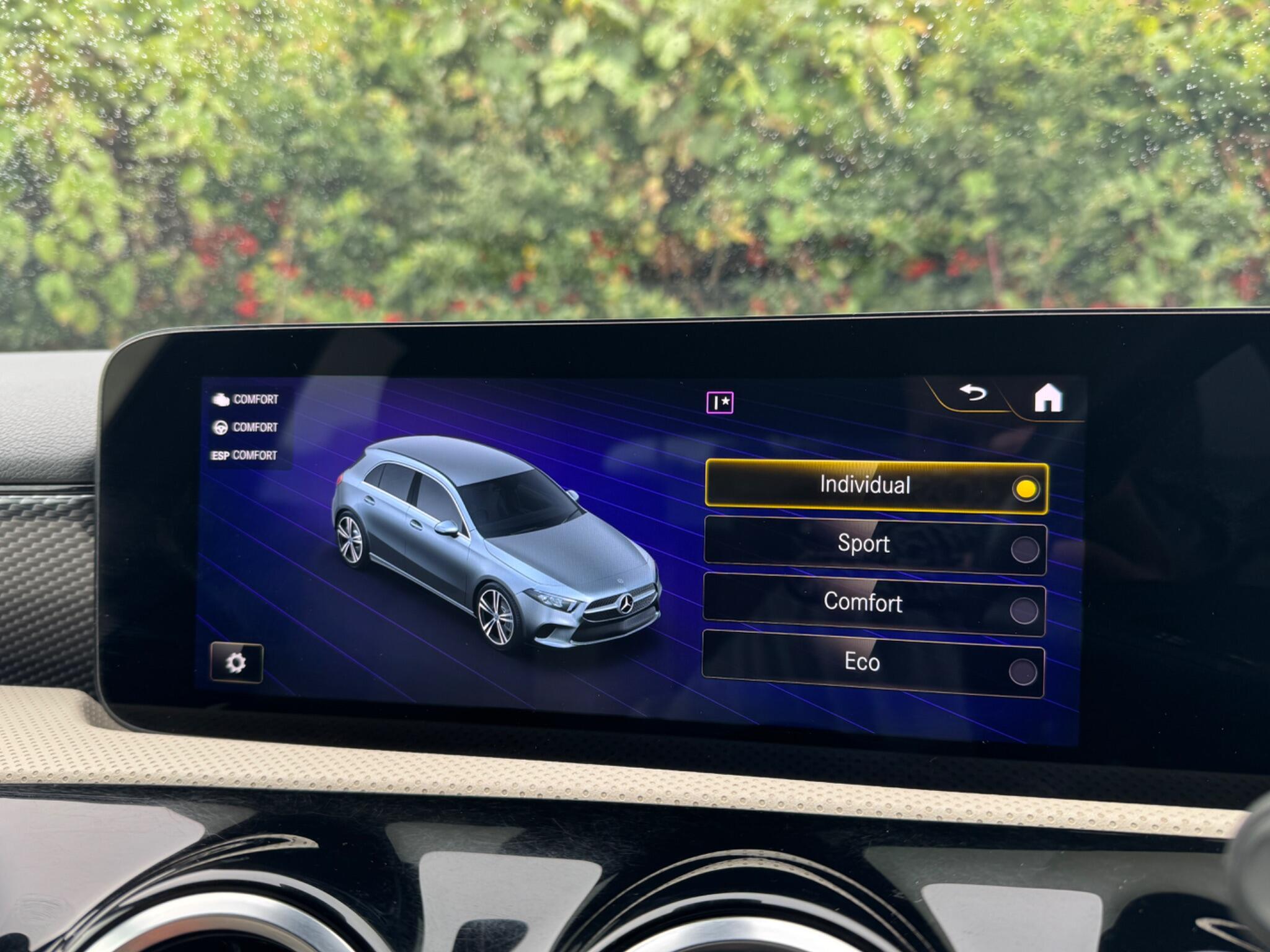 Mercedes-Benz A-Class view 29