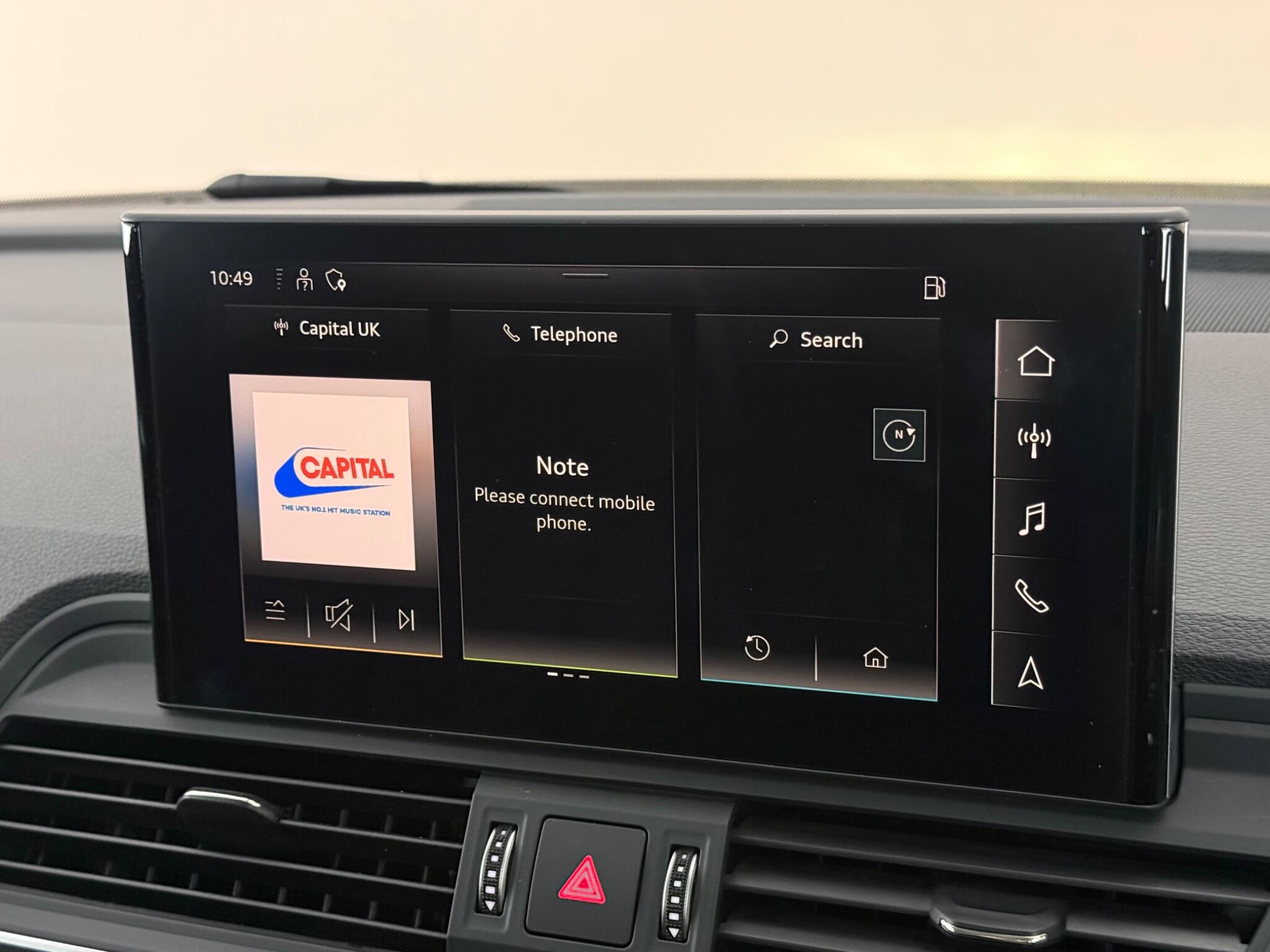 Audi Q5 view 24