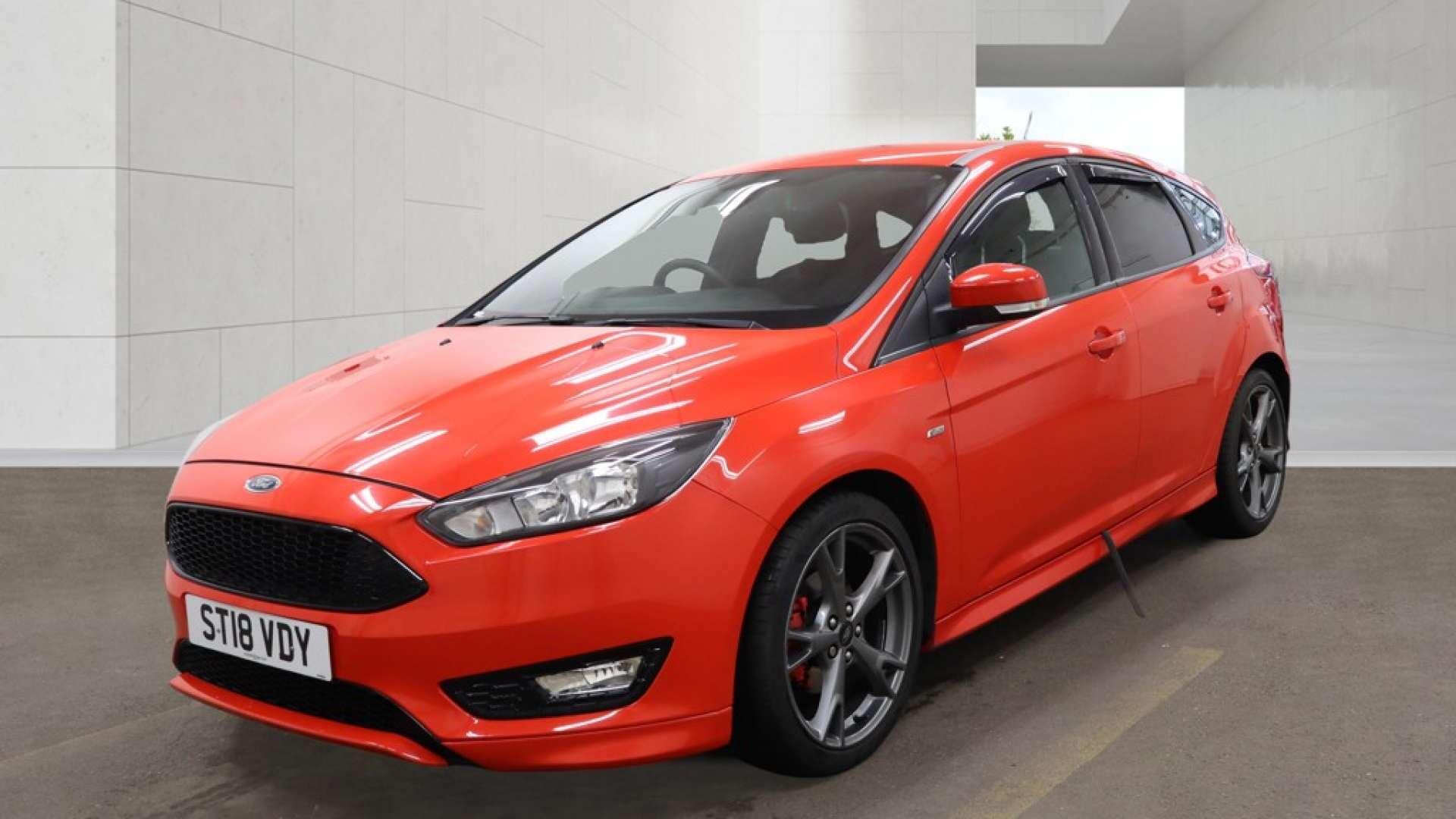 Ford Focus view 8