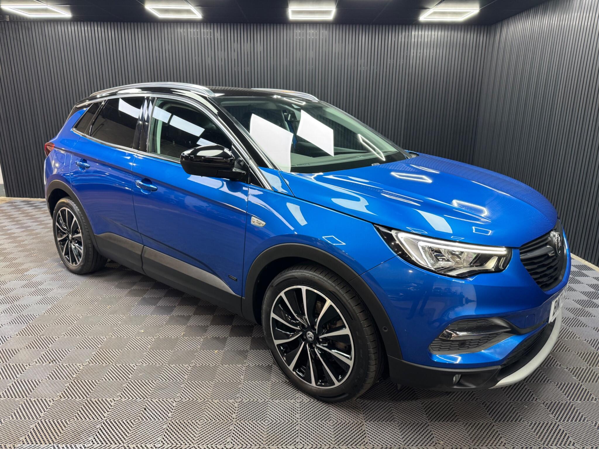 Vauxhall Grandland X view 16