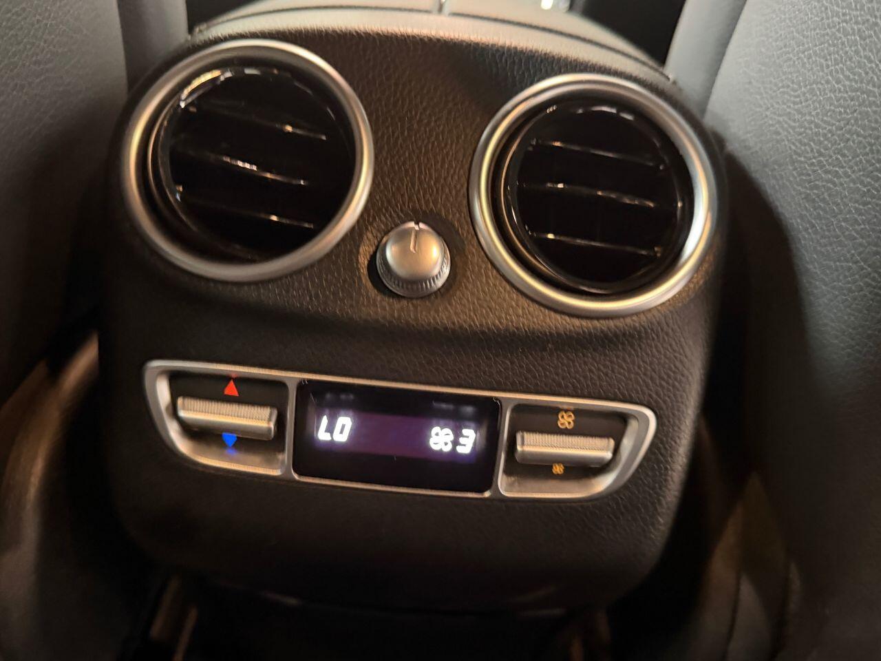 Mercedes-Benz GLC view 19