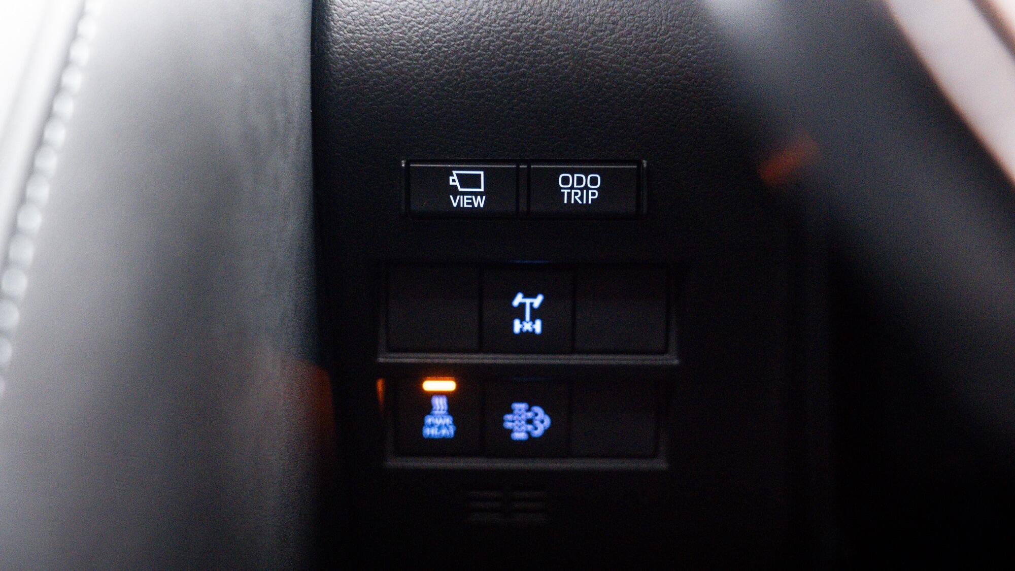 Toyota Land Cruiser view 24