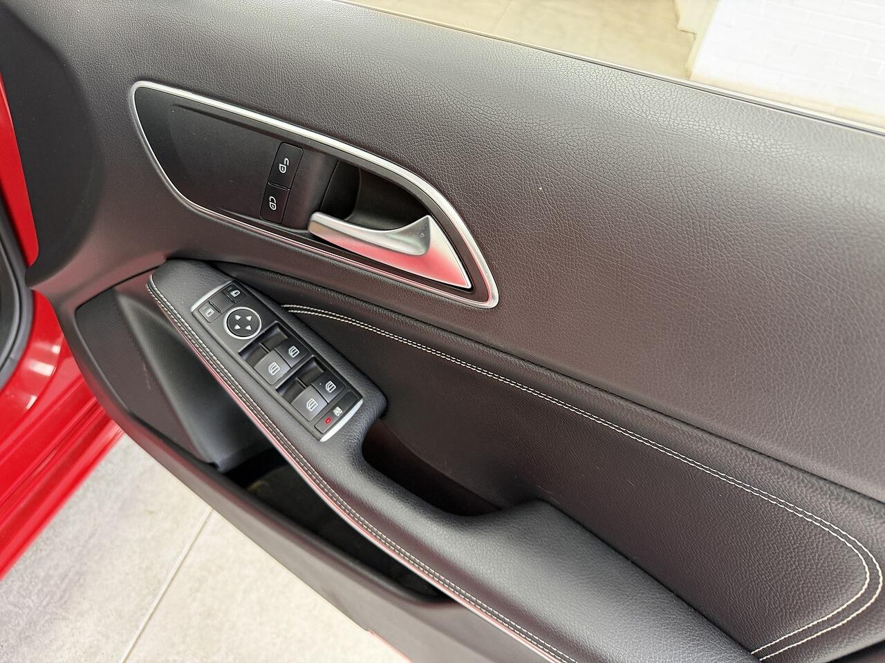 Mercedes-Benz A-Class view 13
