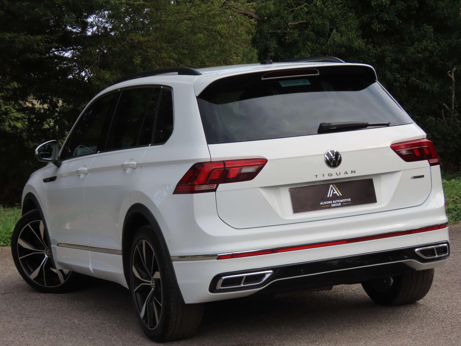 Volkswagen Tiguan view 6
