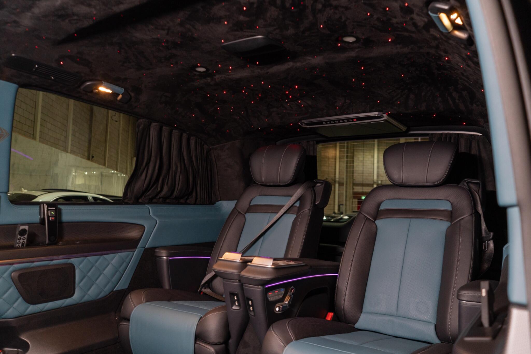 Mercedes-Benz V-Class view 16