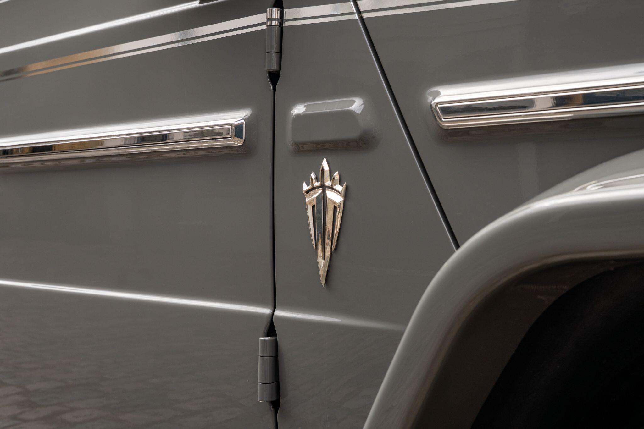 Mercedes-Benz G-Class view 23