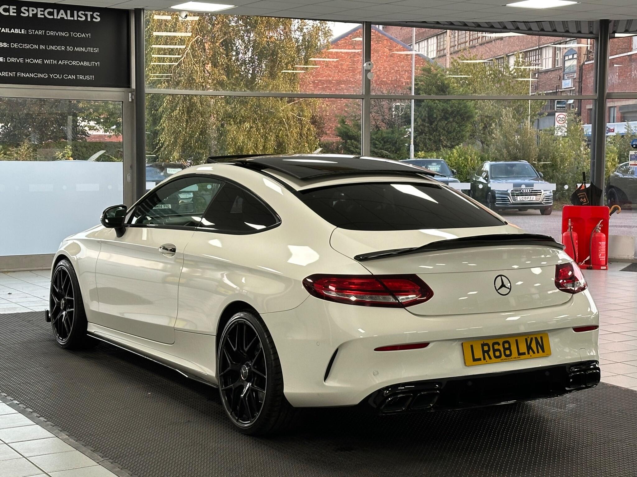 Mercedes-Benz C-Class view 10