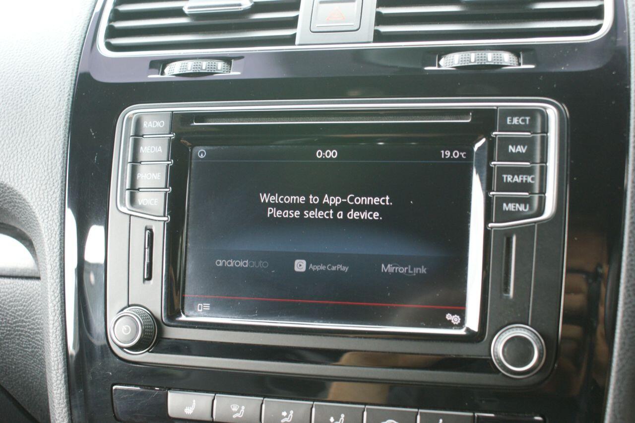Volkswagen Scirocco view 60