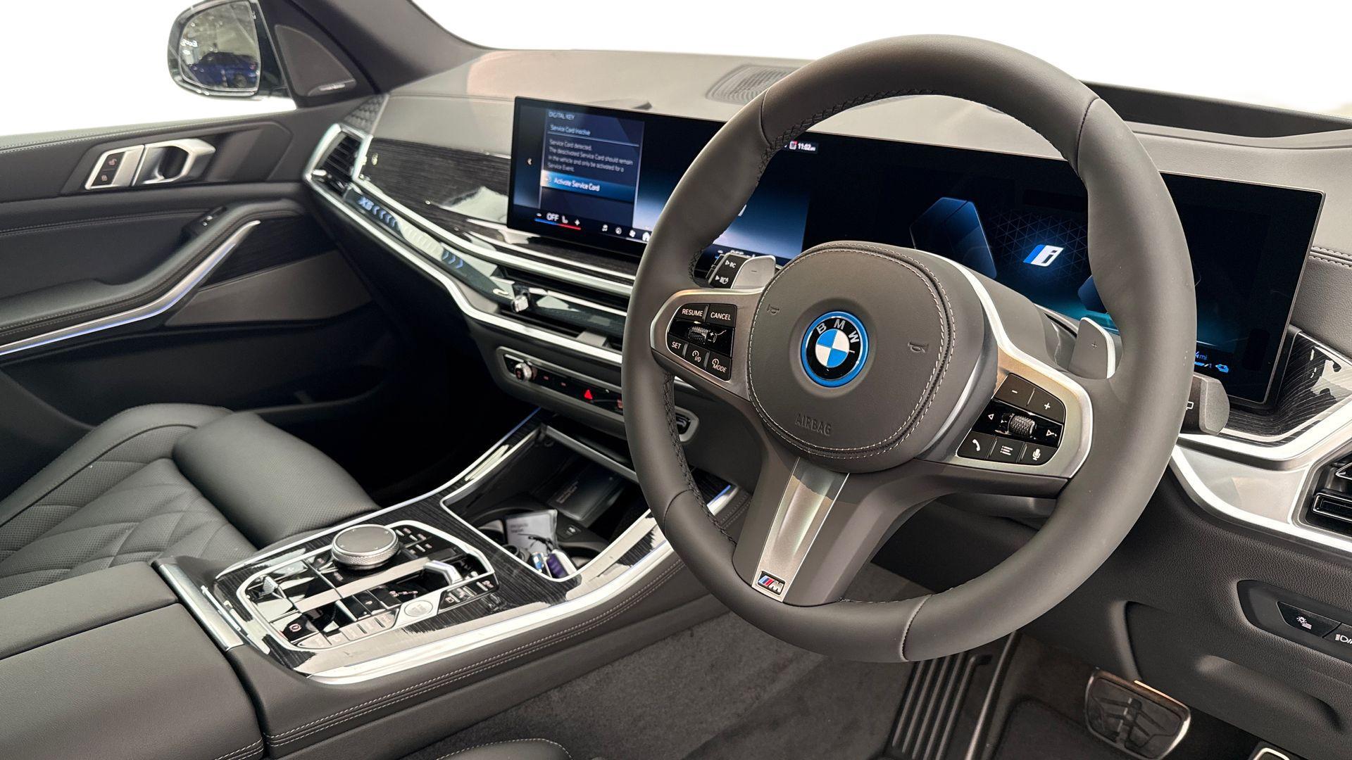 BMW X5 view 6