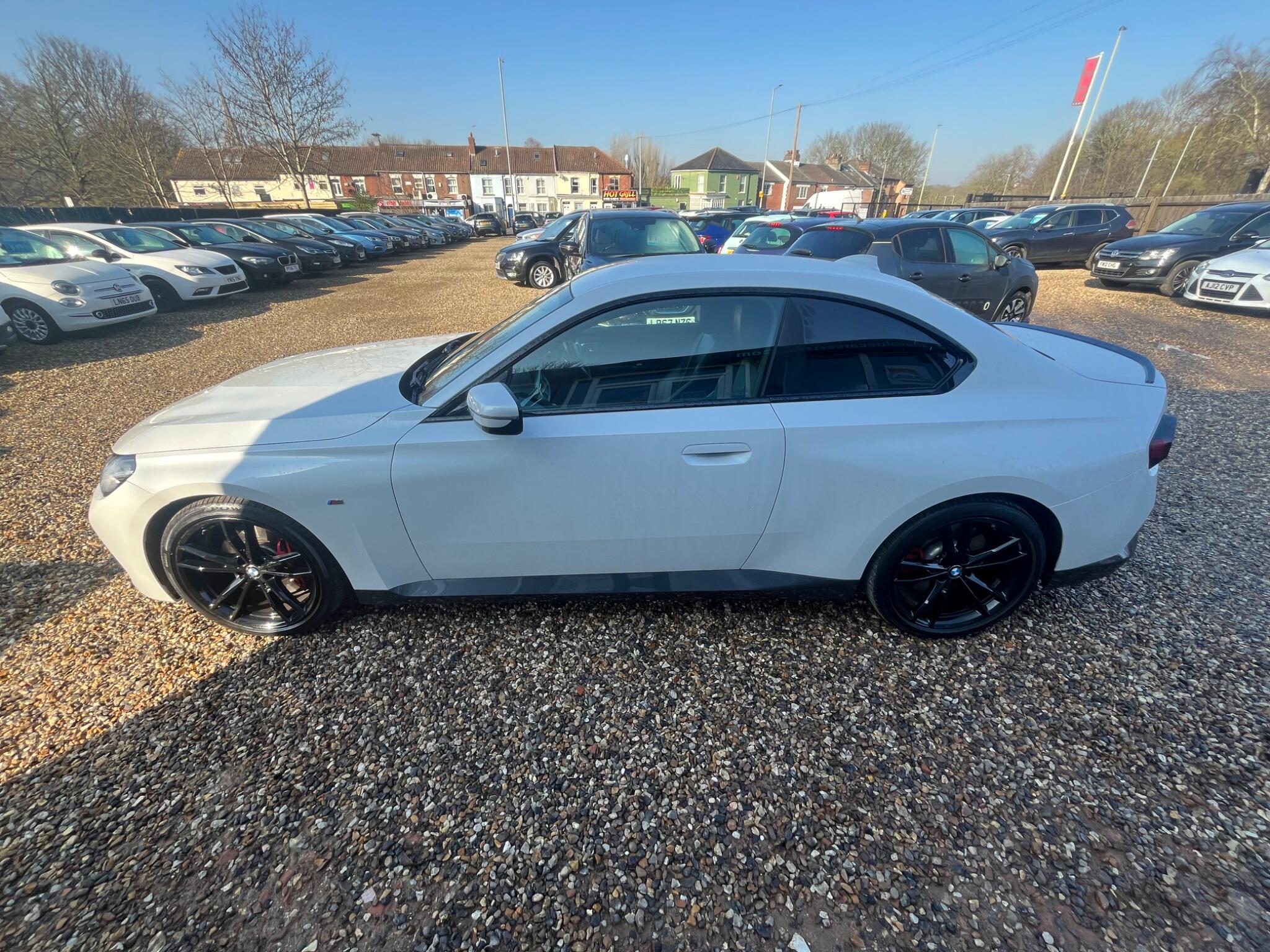 BMW 2 Series view 8