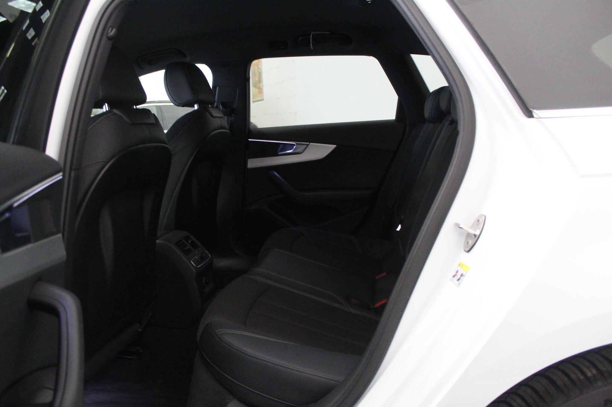 Audi A4 view 53