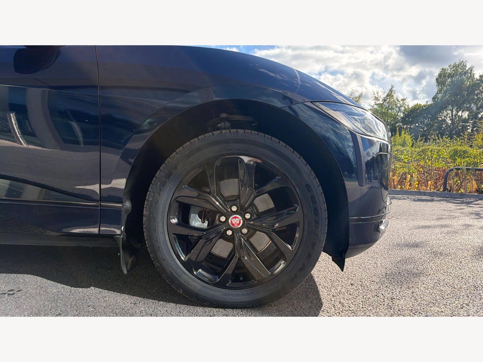Jaguar I-Pace view 9