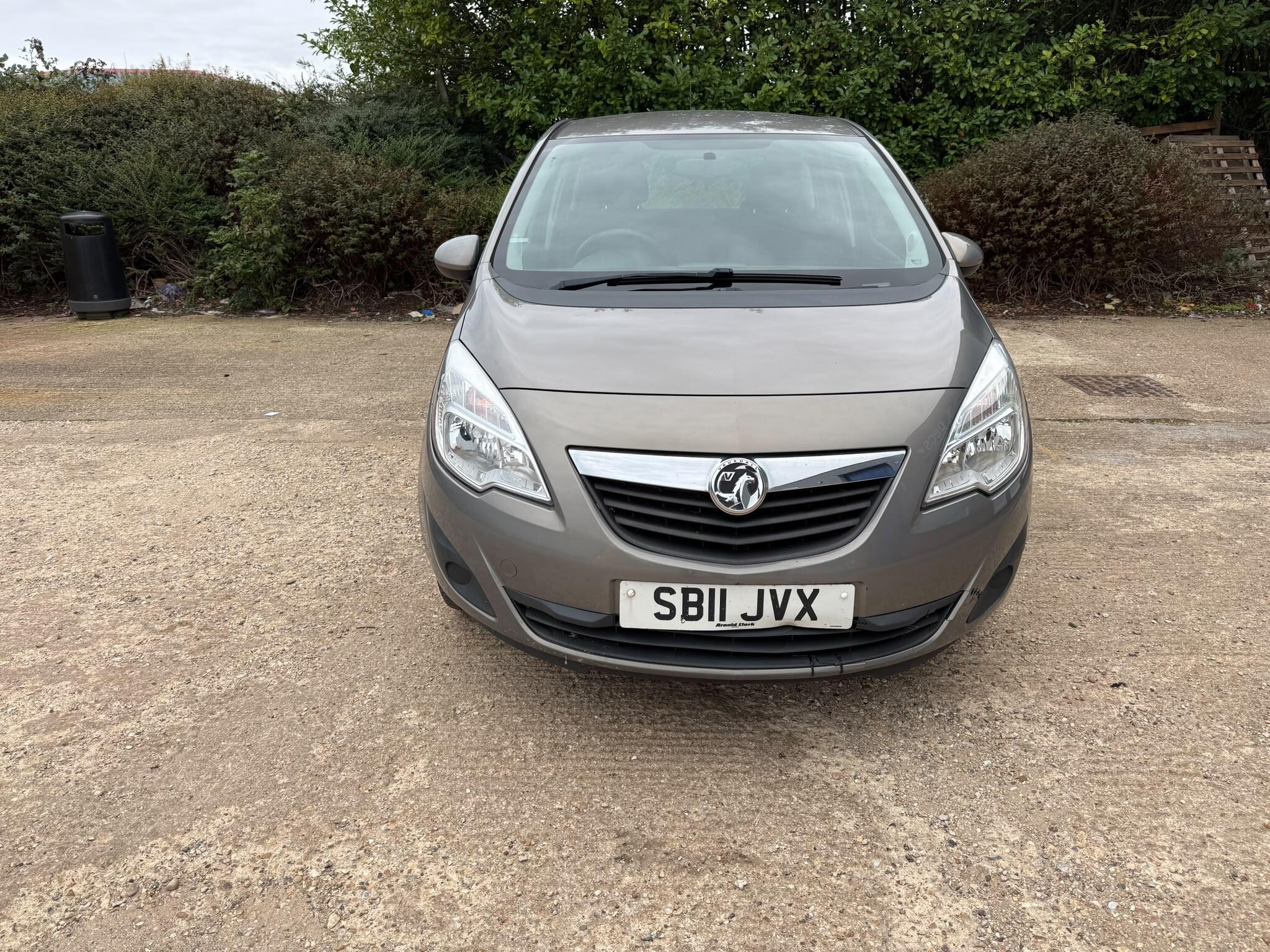 Vauxhall Meriva view 3
