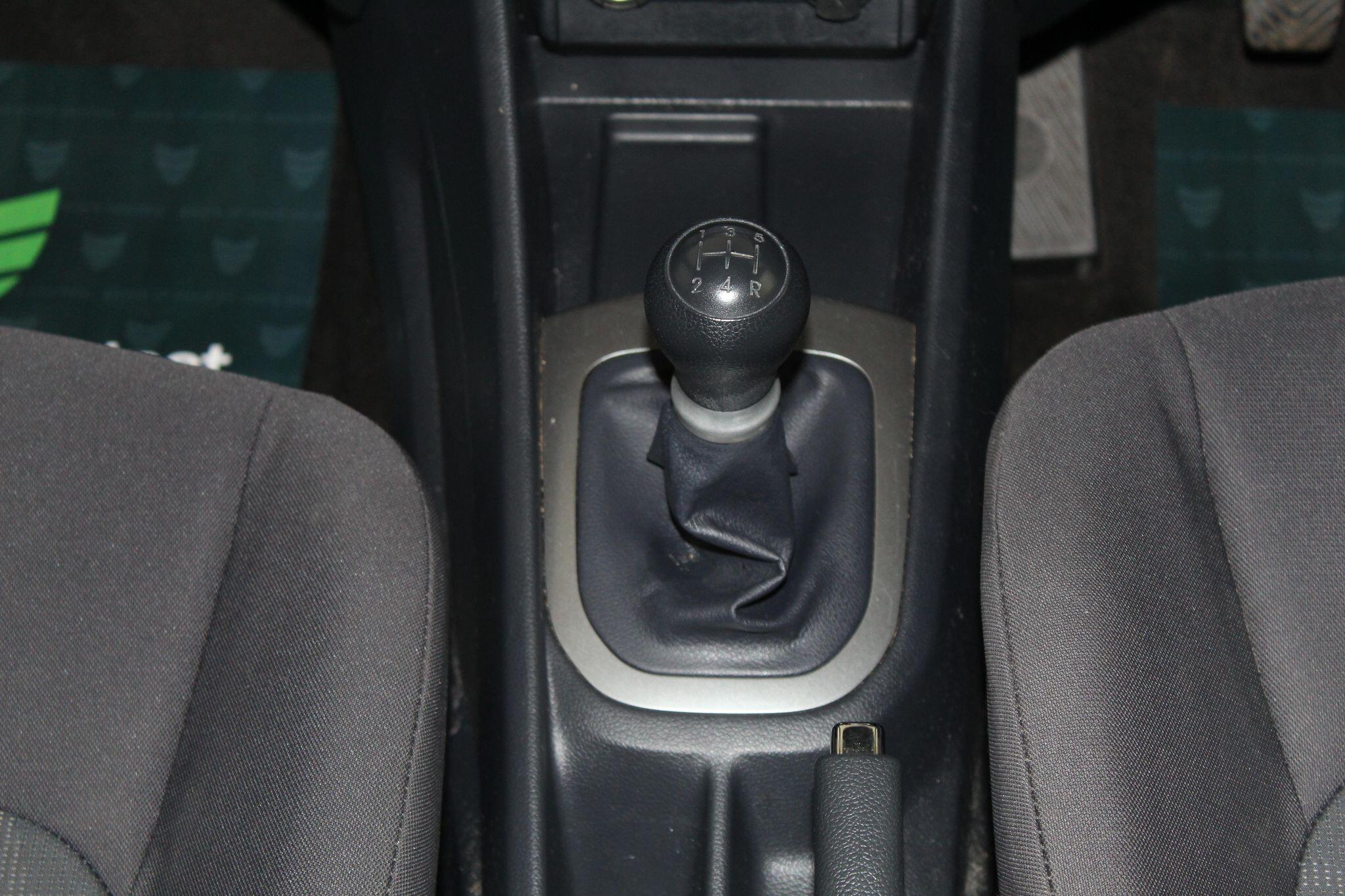 Kia Rio view 36