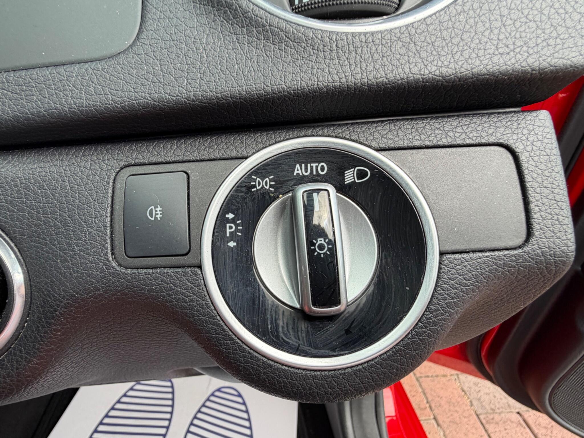 Mercedes-Benz C-Class view 84