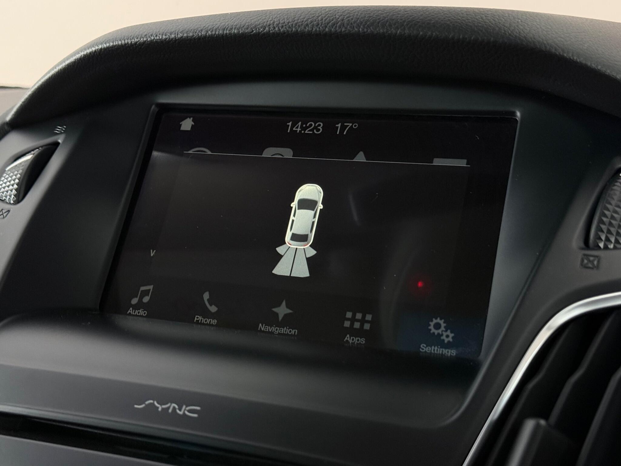 Ford Focus view 26