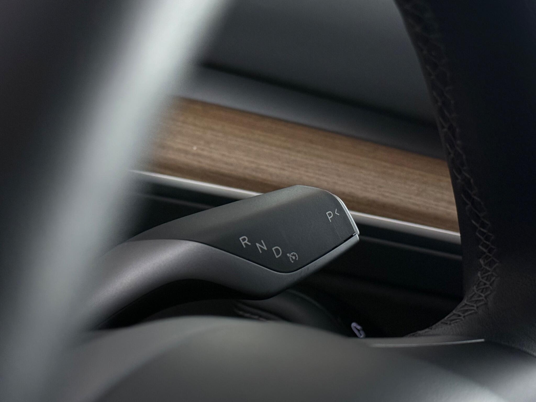 Tesla Model 3 view 21