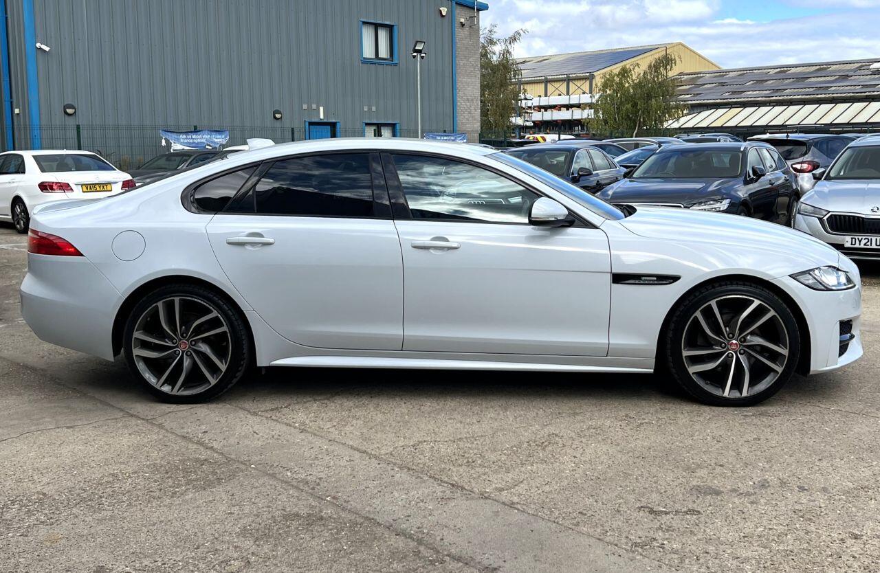 Jaguar XF view 7