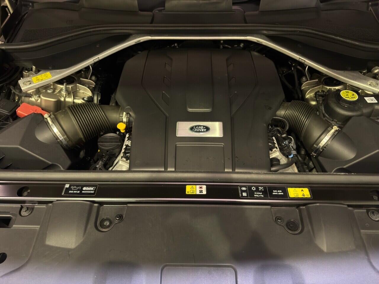 Land Rover Range Rover view 35
