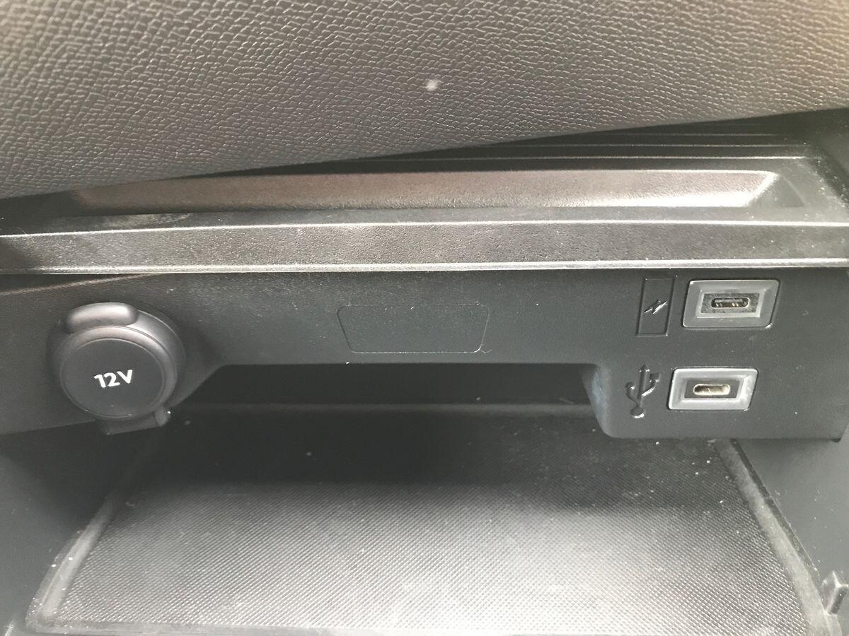 Vauxhall Astra view 16