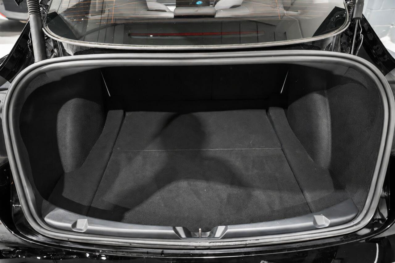 Tesla Model 3 view 33