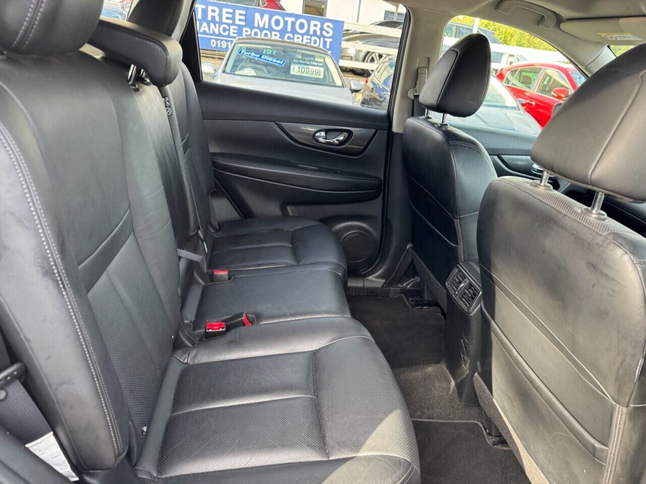 Nissan X-Trail view 59
